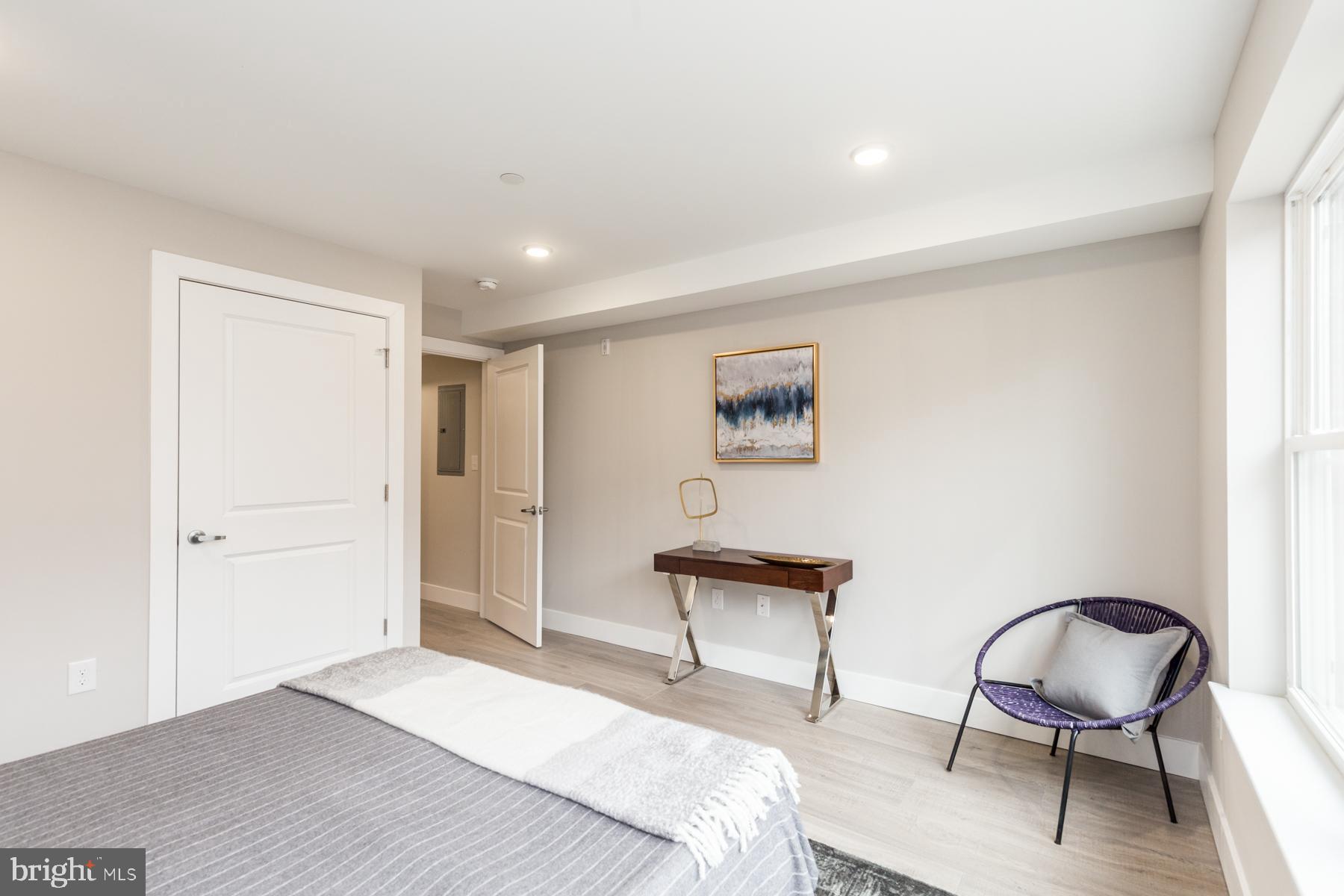 LUDLOW - Residential Lease