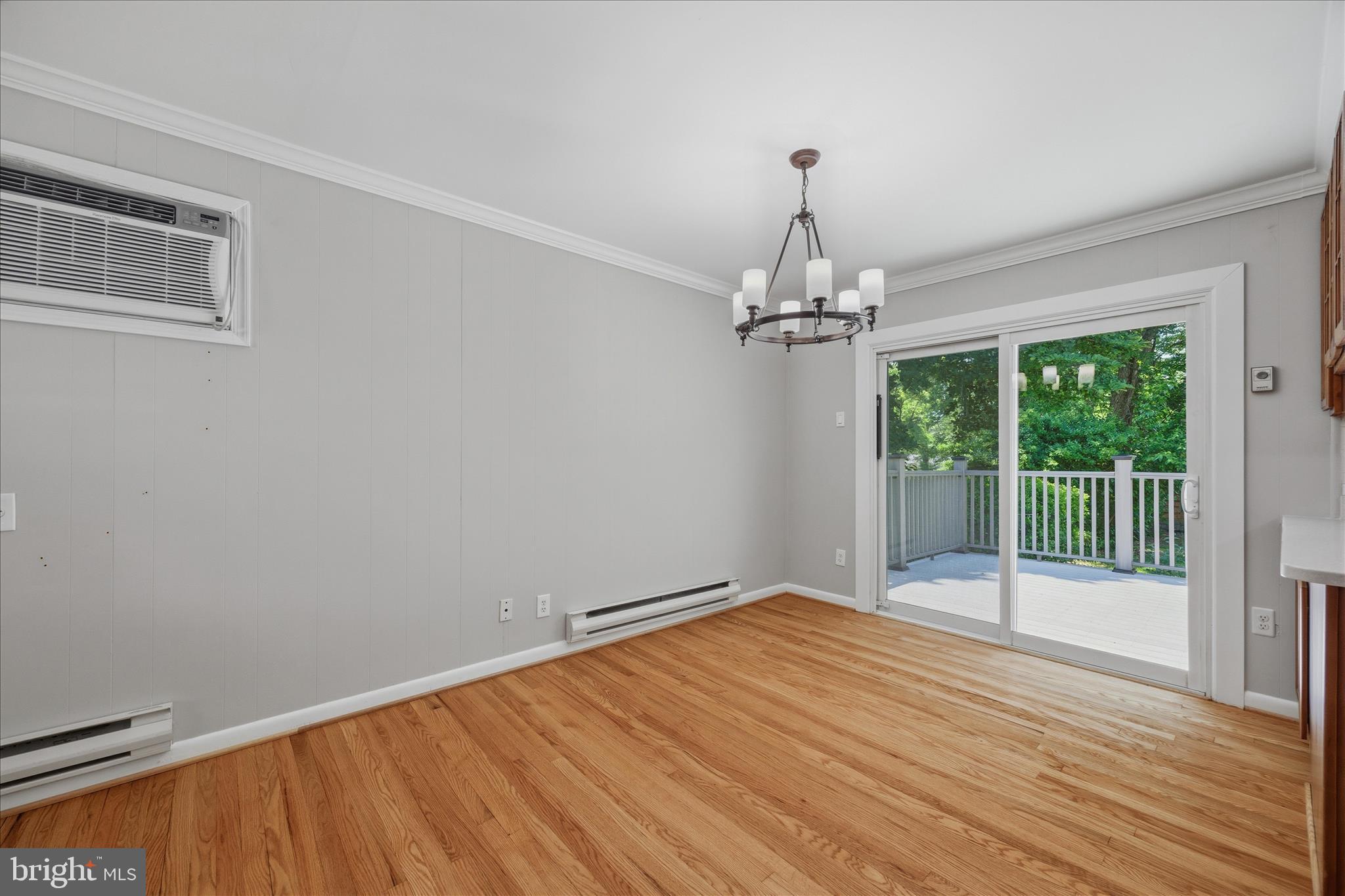 WEST RIVERDALE - Residential