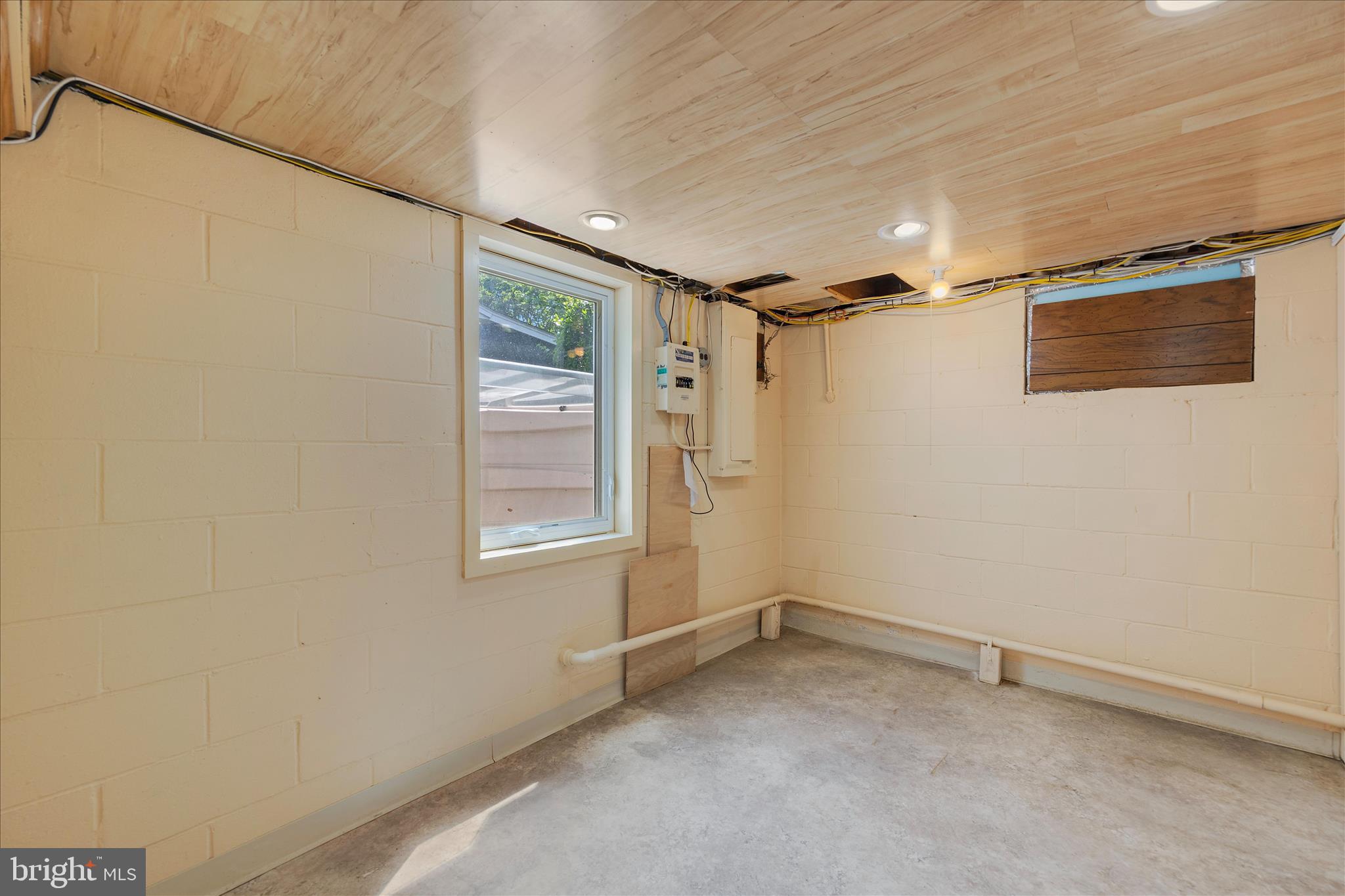 WEST RIVERDALE - Residential