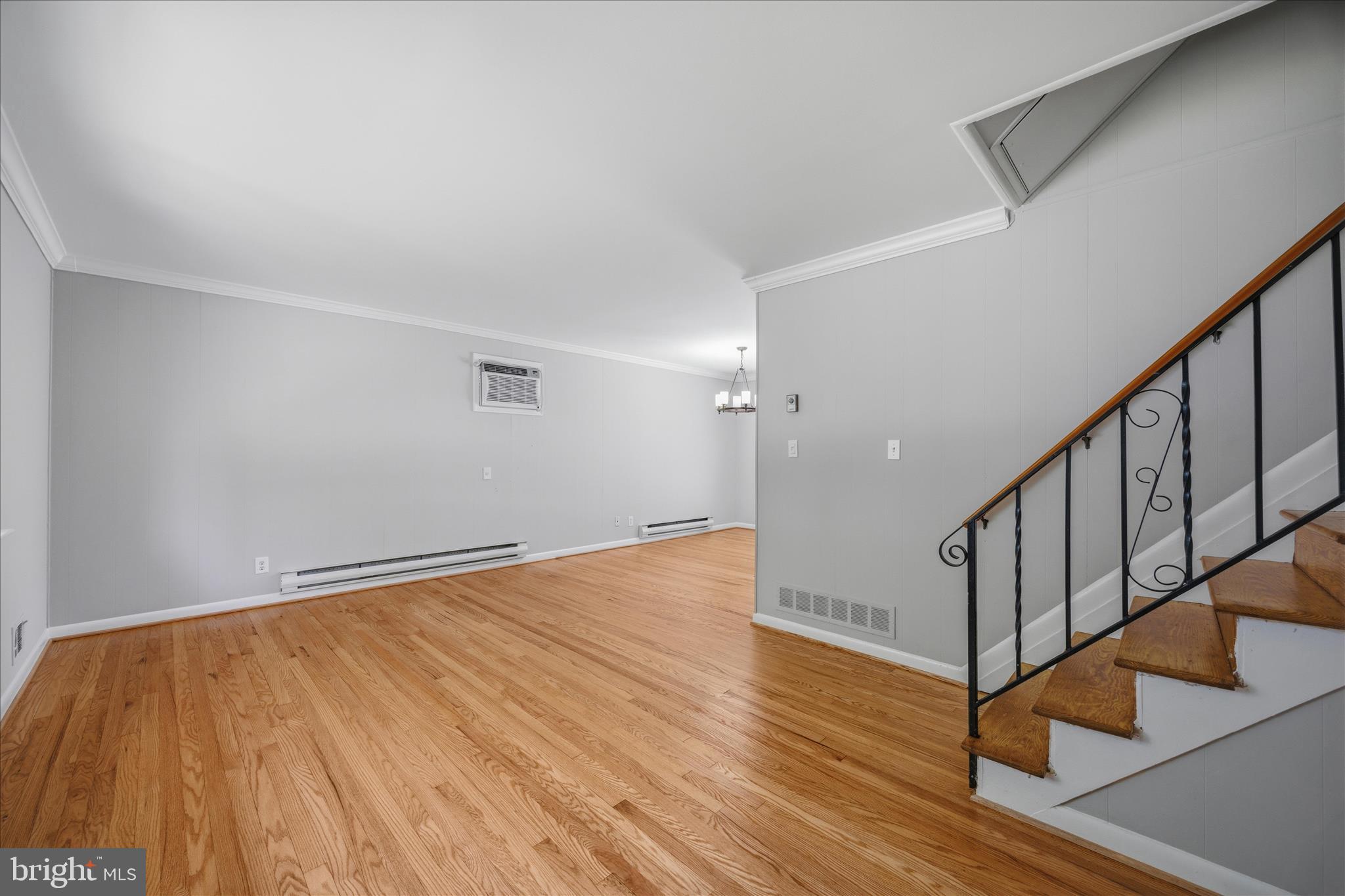 WEST RIVERDALE - Residential