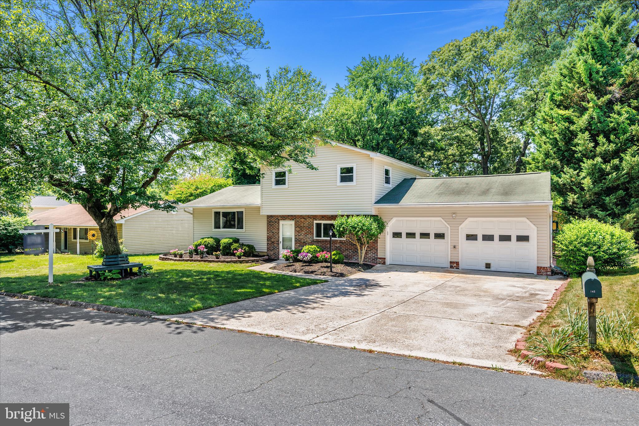WEST RIVERDALE - Residential