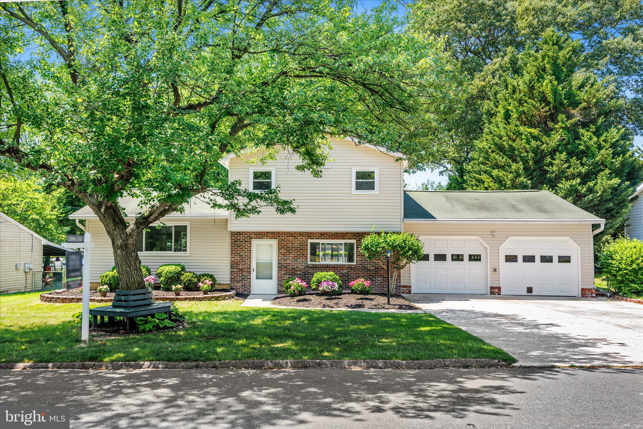 WEST RIVERDALE - Residential