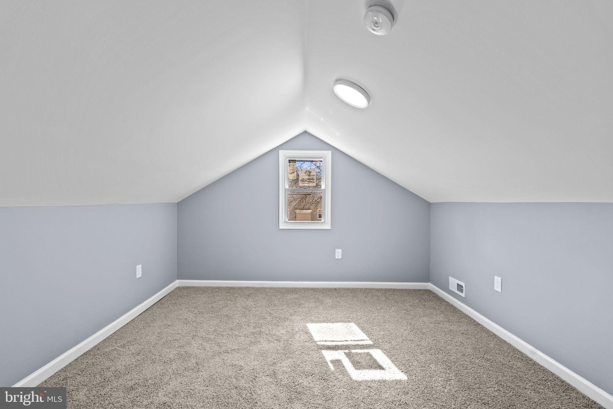 ABERDEEN HILLS - Residential