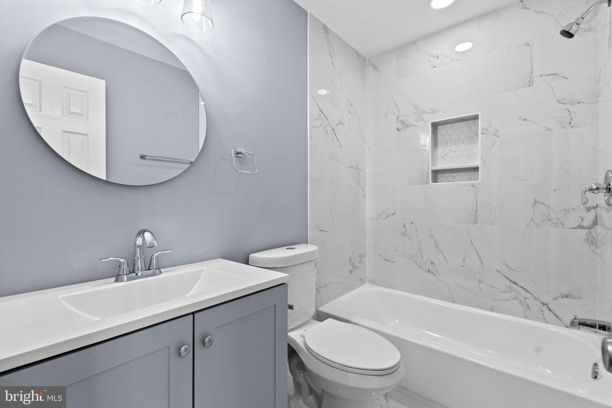 ABERDEEN HILLS - Residential