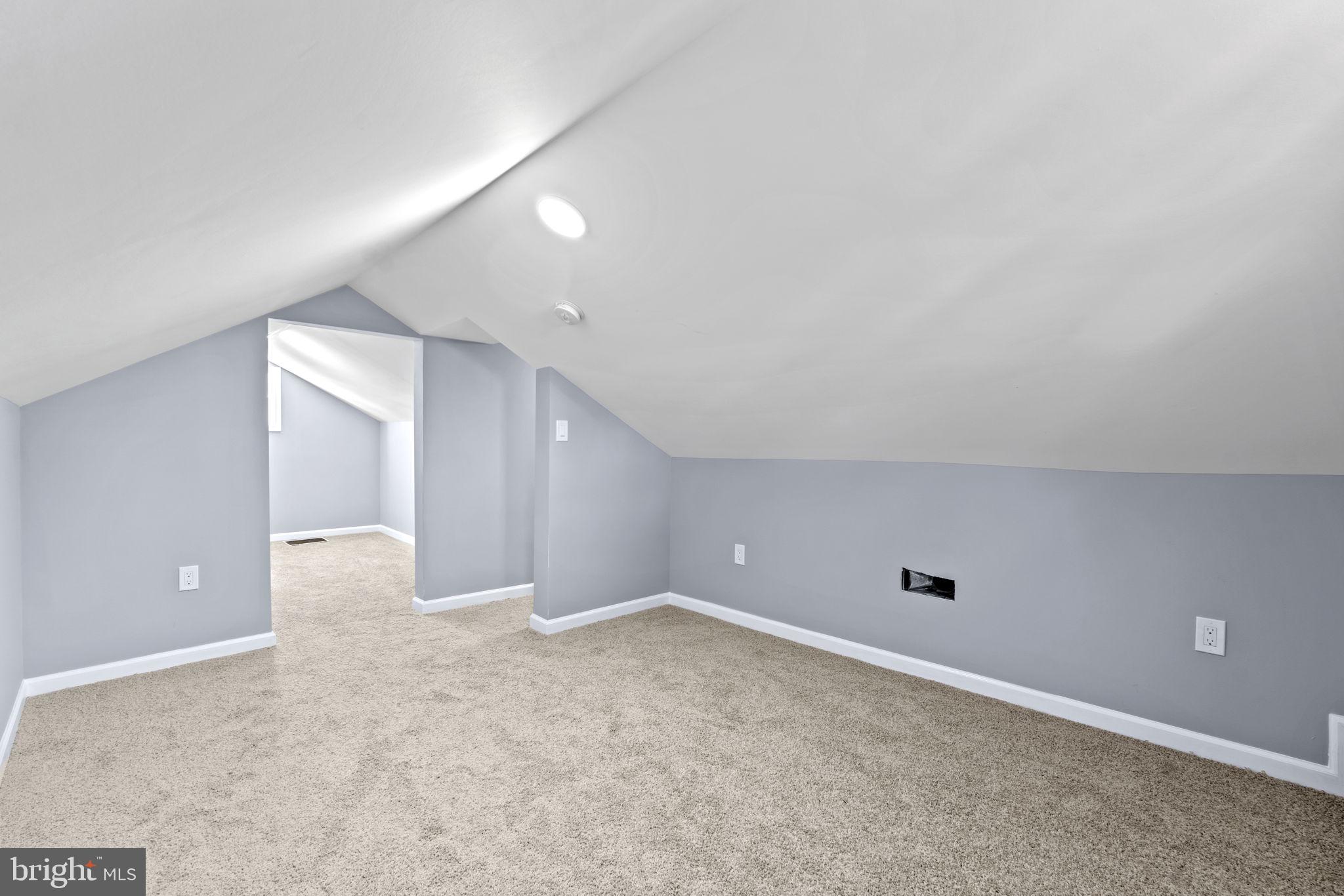 ABERDEEN HILLS - Residential