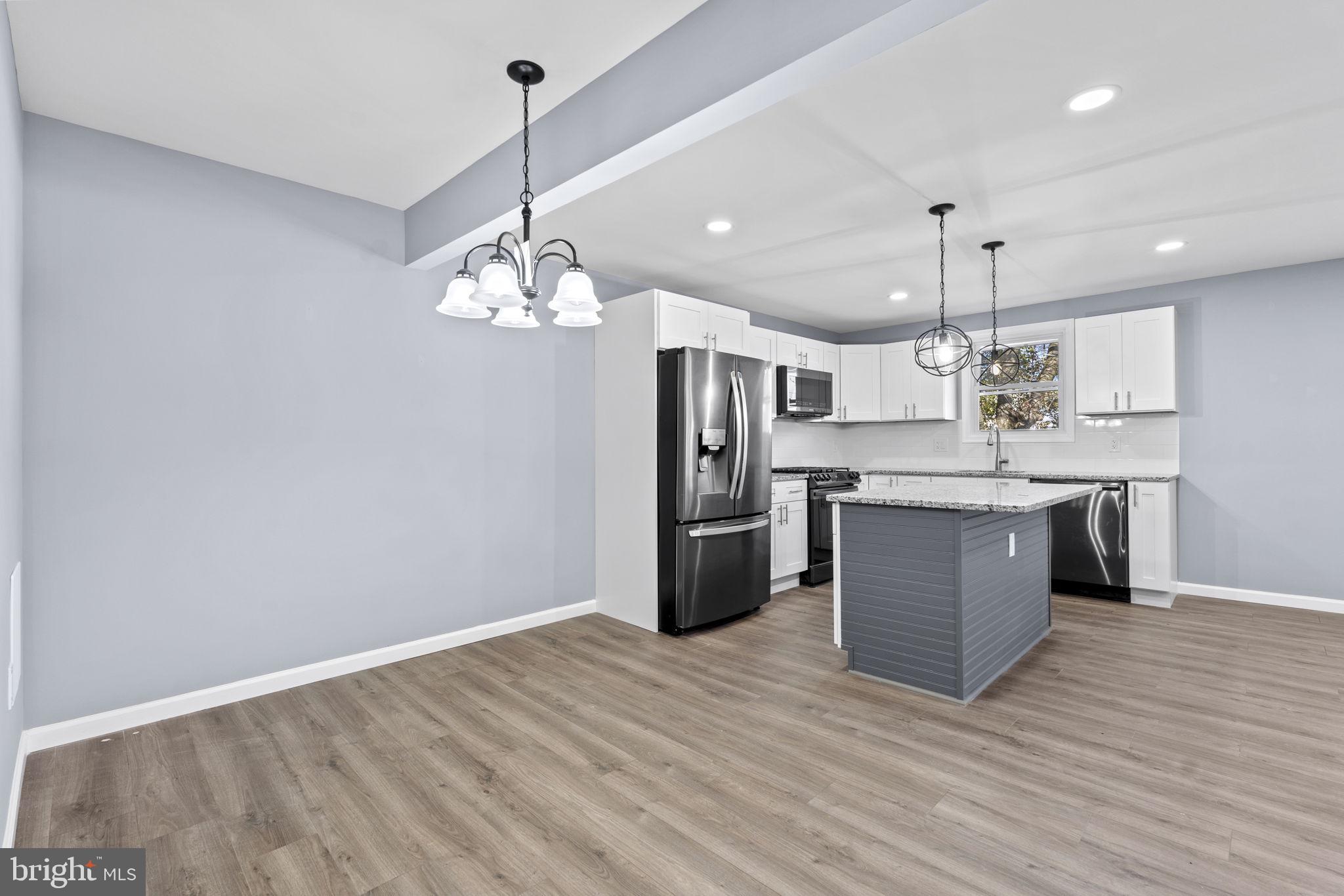 ABERDEEN HILLS - Residential