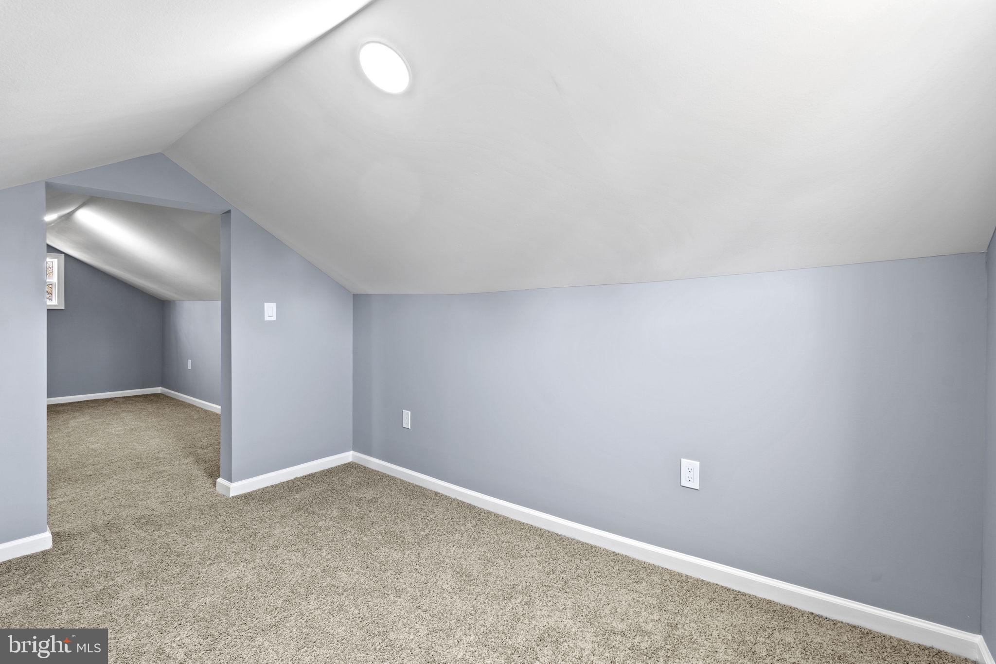 ABERDEEN HILLS - Residential