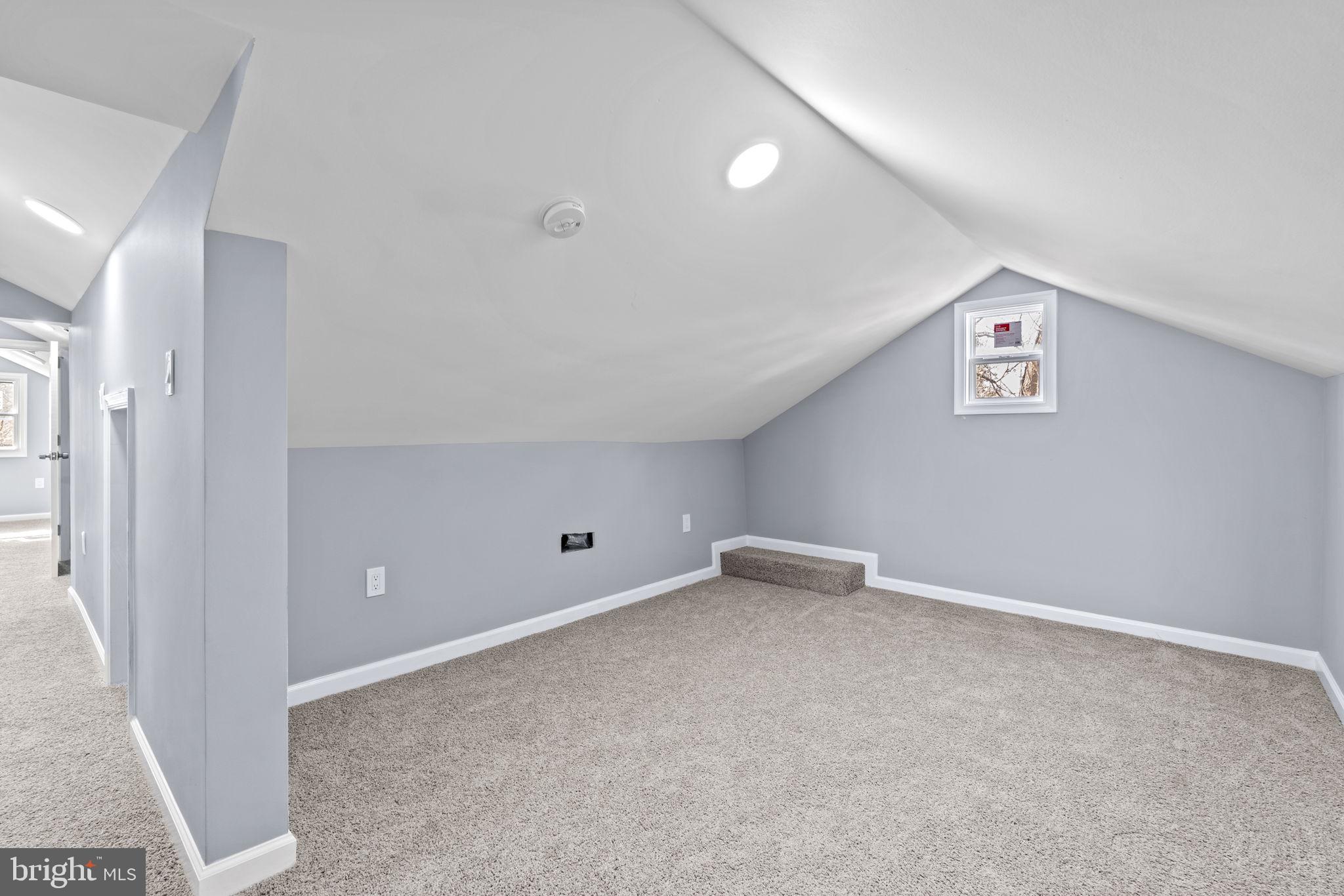 ABERDEEN HILLS - Residential