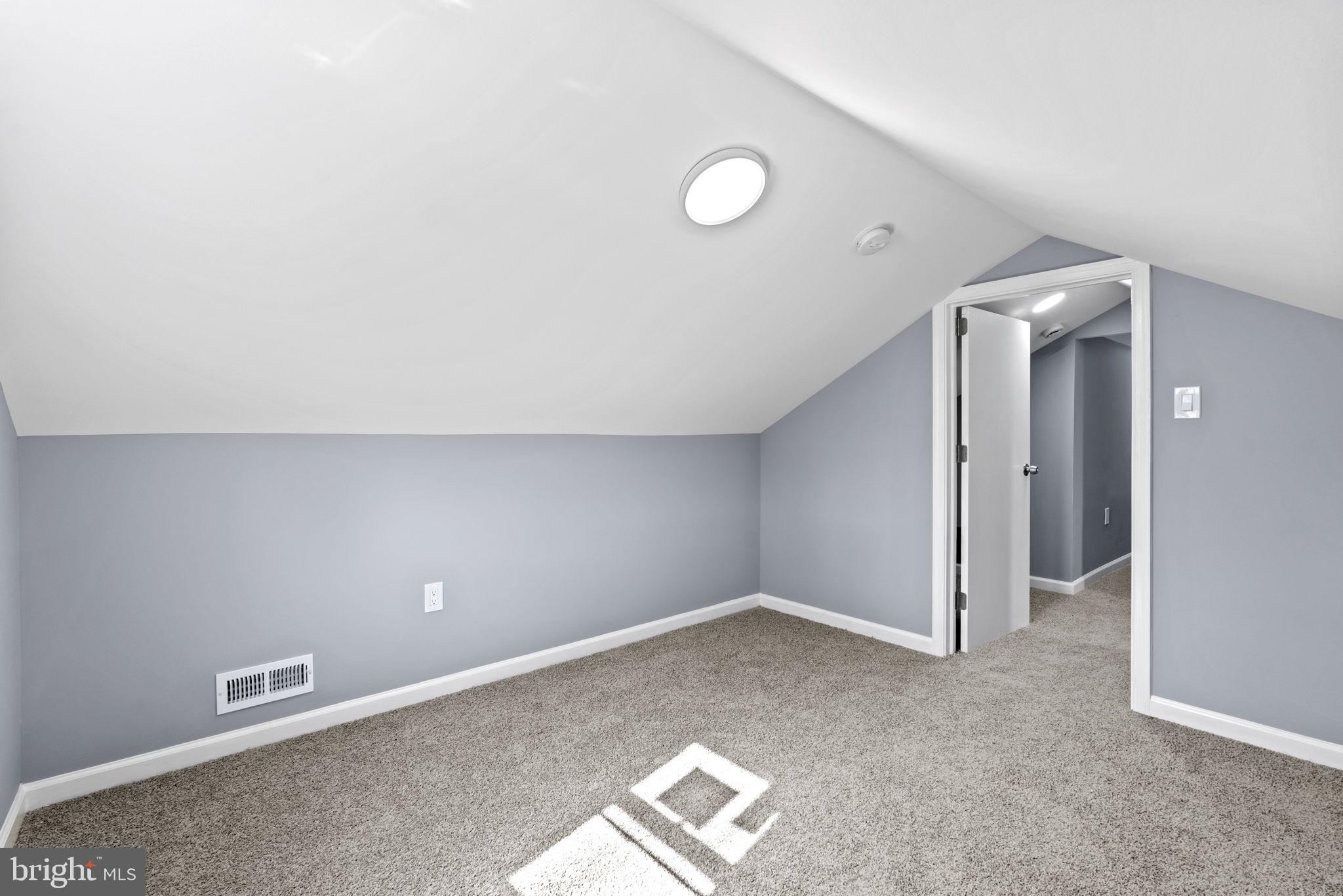 ABERDEEN HILLS - Residential