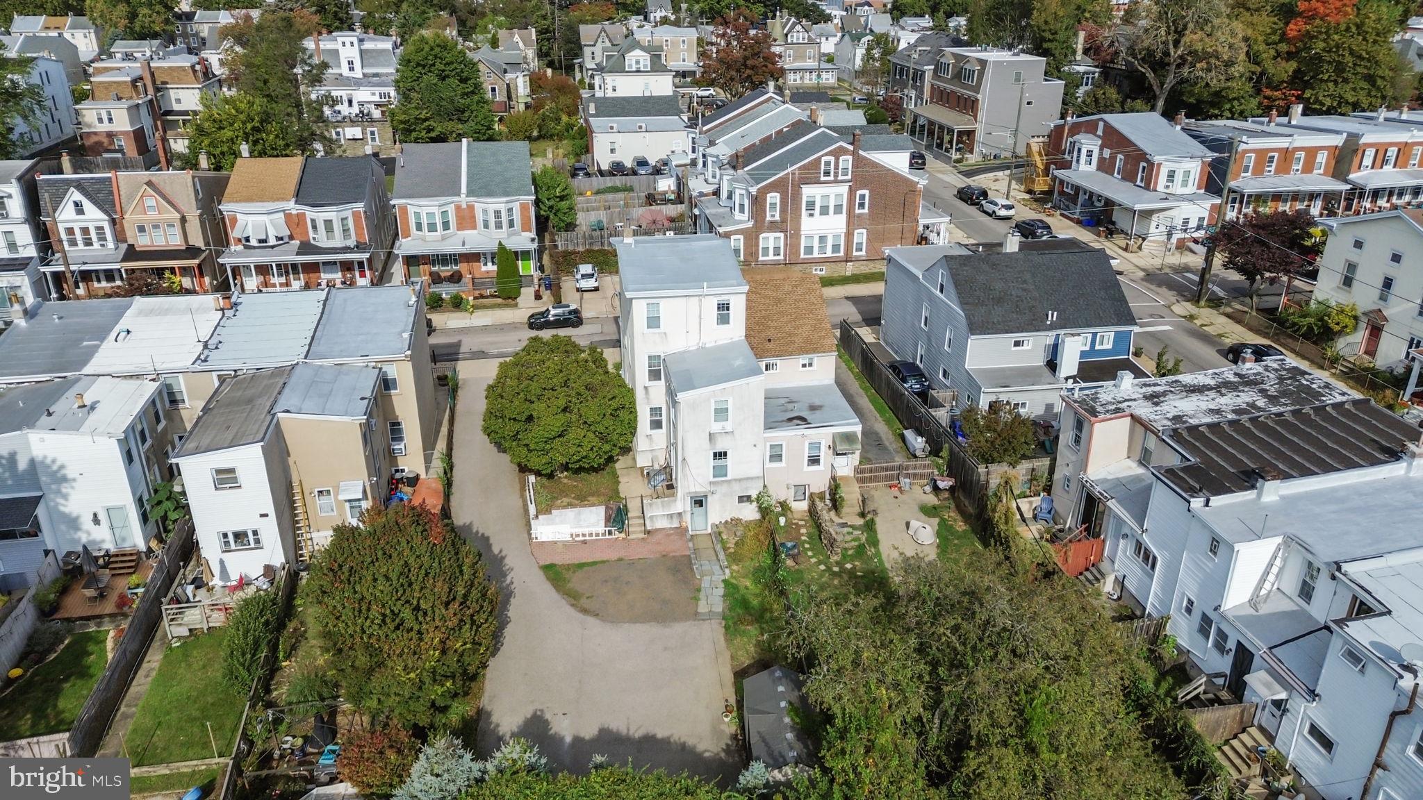 ROXBOROUGH VILLAGE - Residential