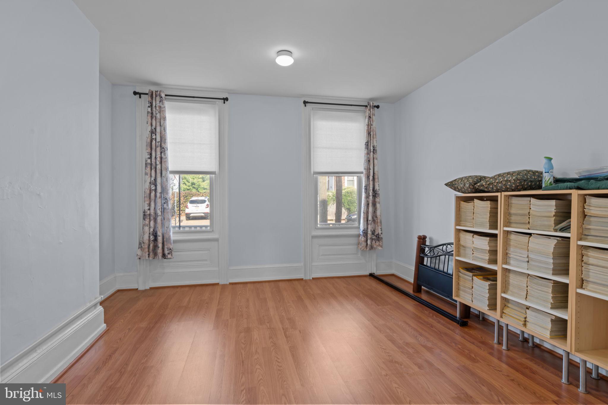 ROXBOROUGH VILLAGE - Residential