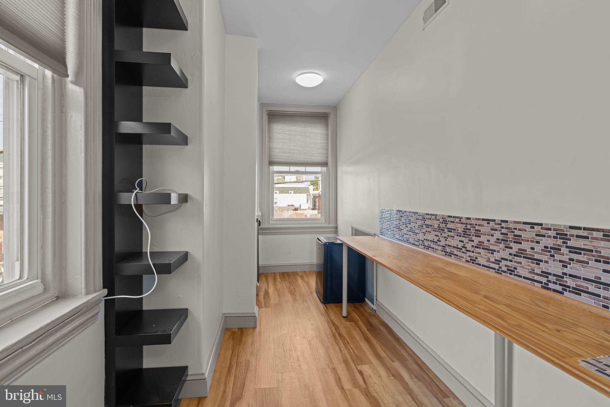 ROXBOROUGH VILLAGE - Residential