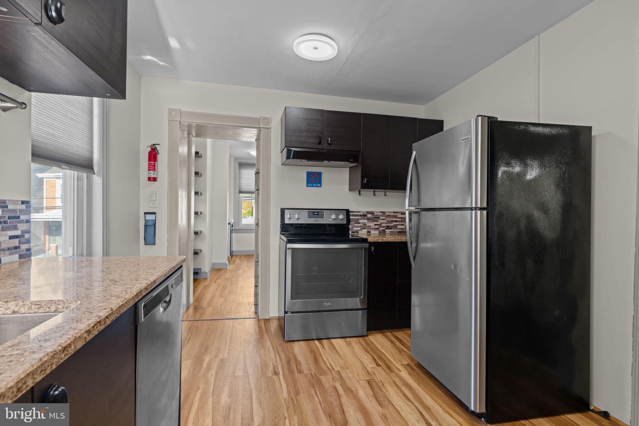 ROXBOROUGH VILLAGE - Residential