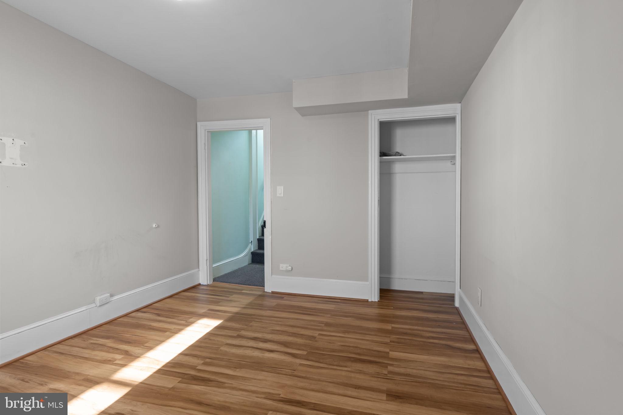 ROXBOROUGH VILLAGE - Residential