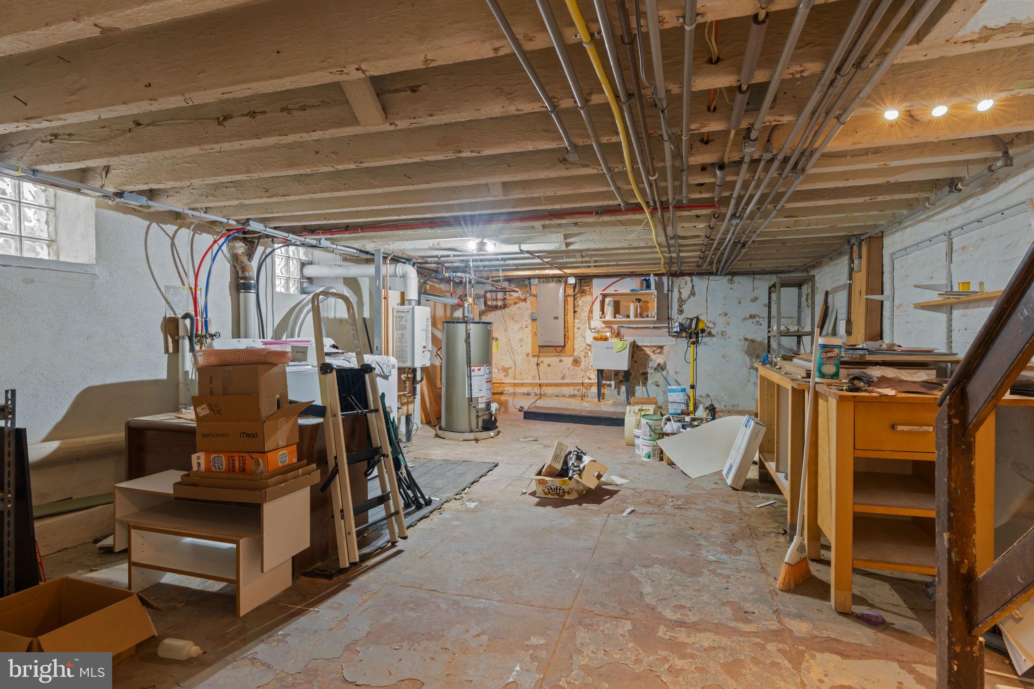 ROXBOROUGH VILLAGE - Residential