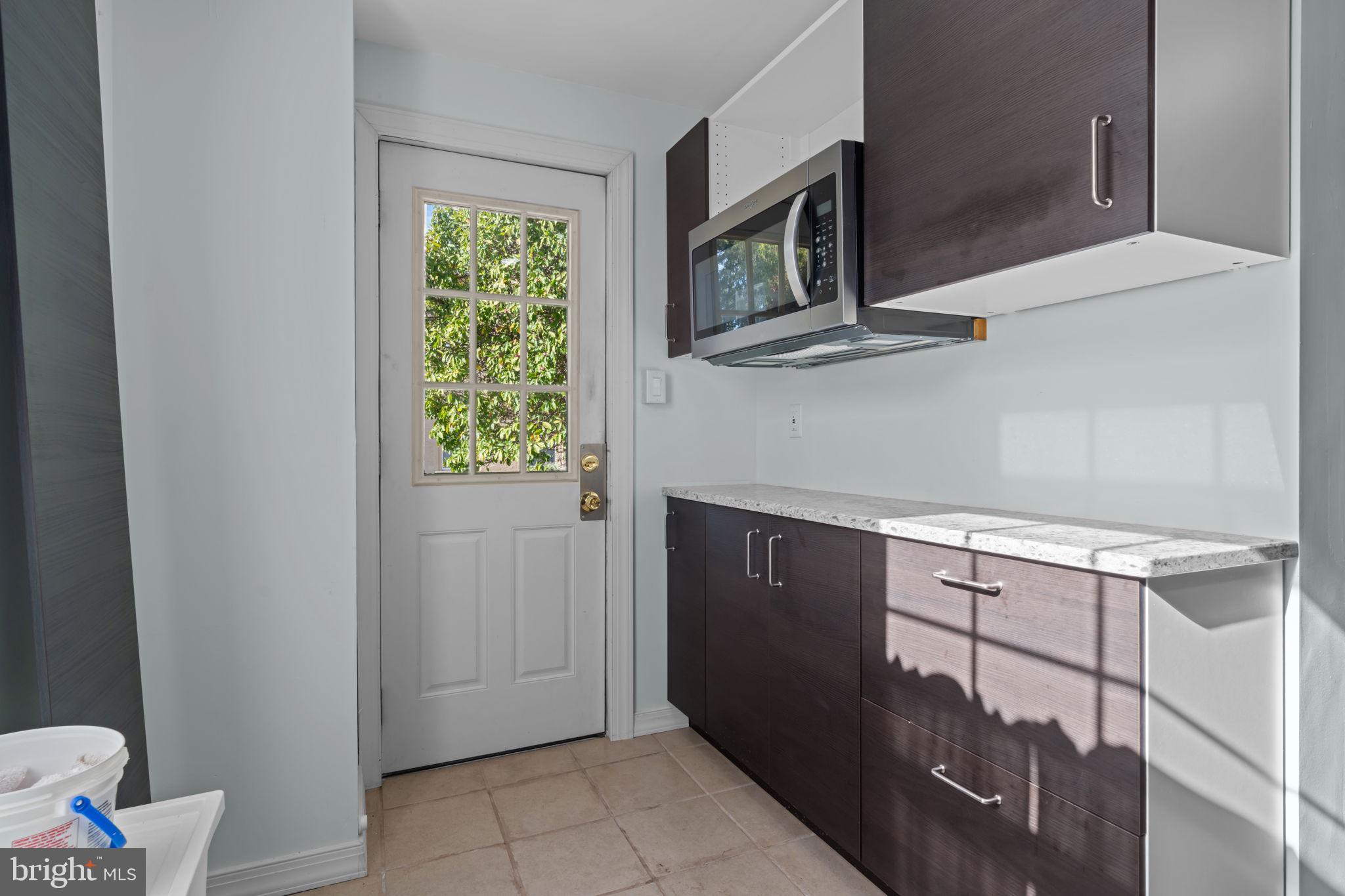 ROXBOROUGH VILLAGE - Residential