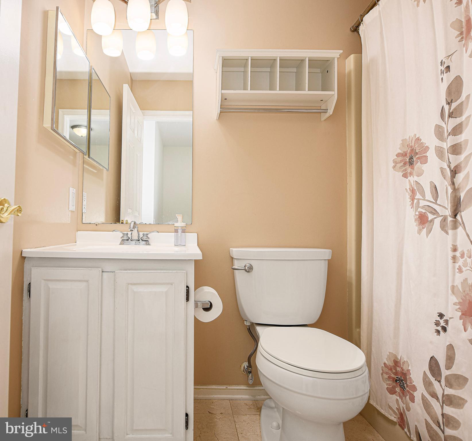 FOXBOROUGH FARMS - Residential