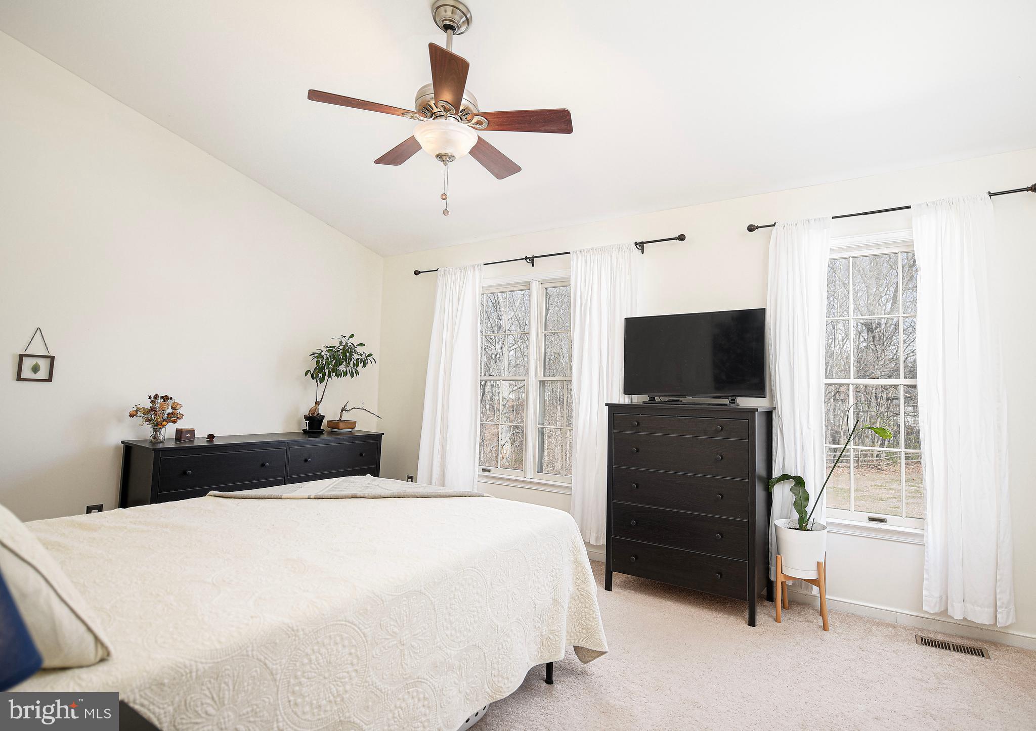 FOXBOROUGH FARMS - Residential