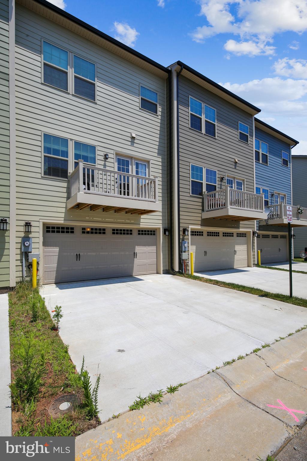 POTOMAC SHORES - Residential