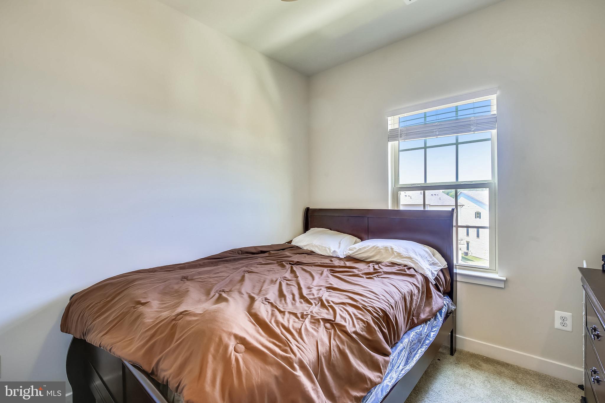 POTOMAC SHORES - Residential