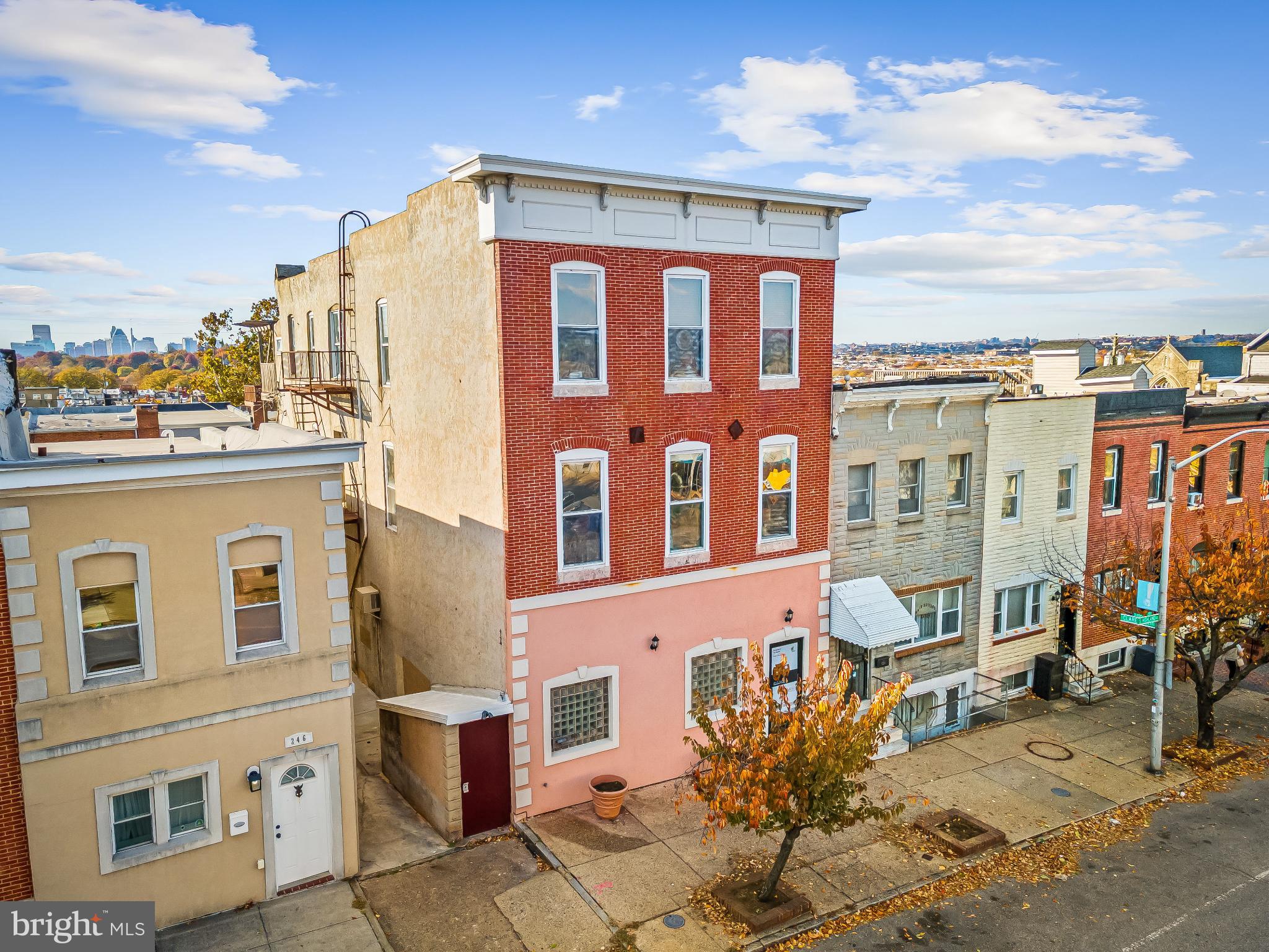 HIGHLANDTOWN - Residential Income