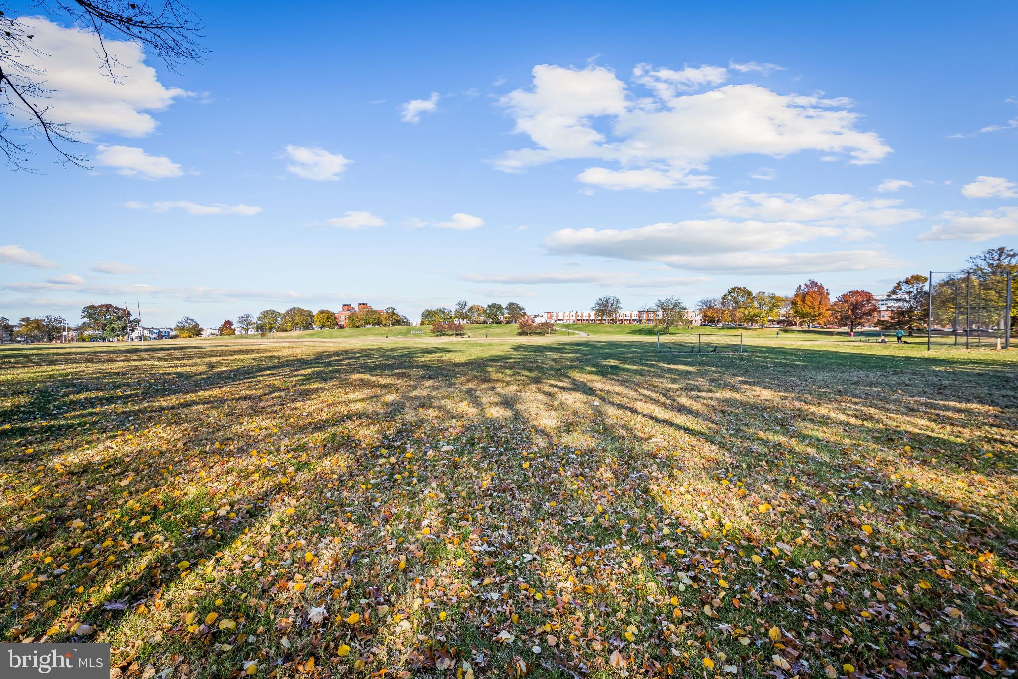 HIGHLANDTOWN - Residential Income