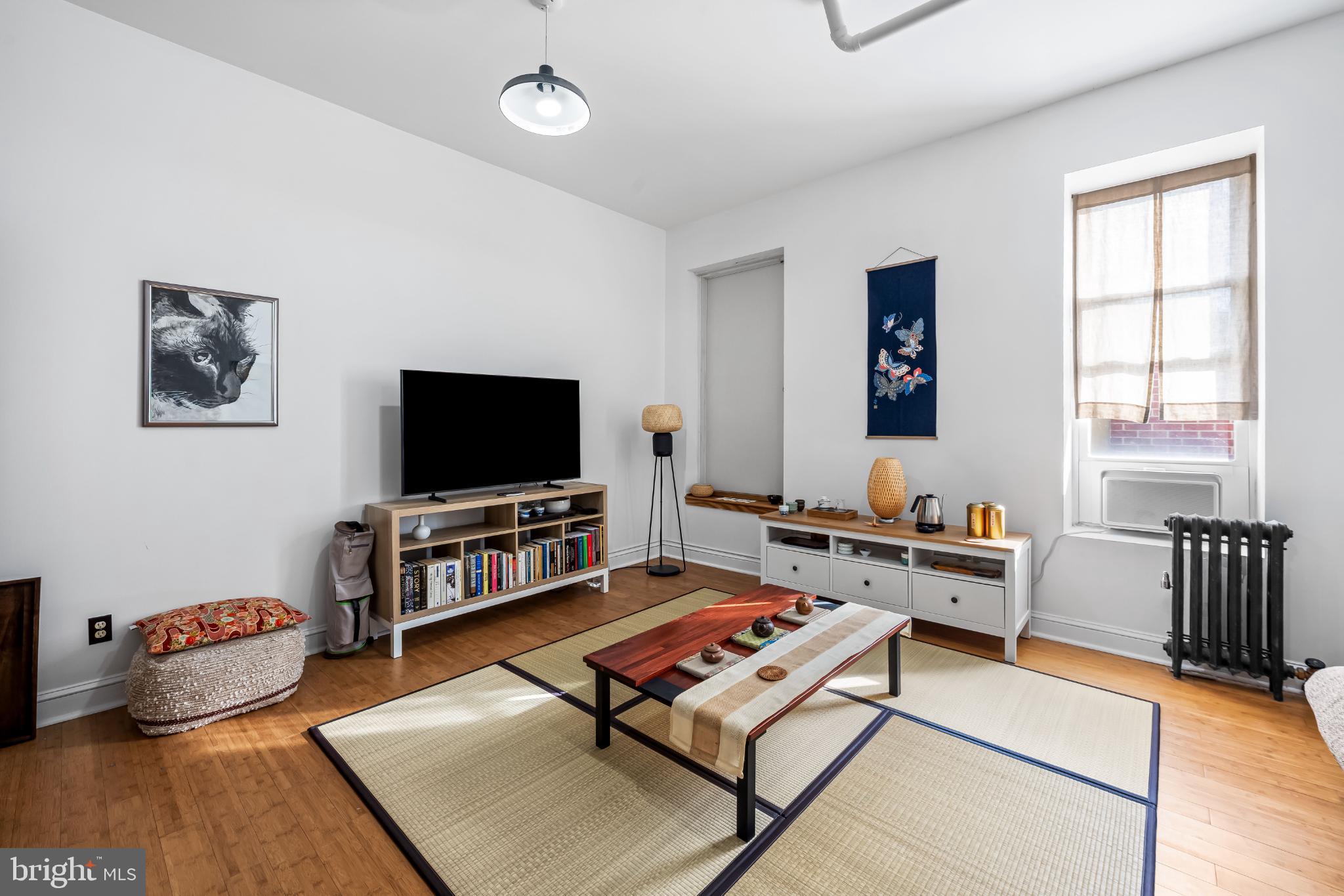 HIGHLANDTOWN - Residential Income