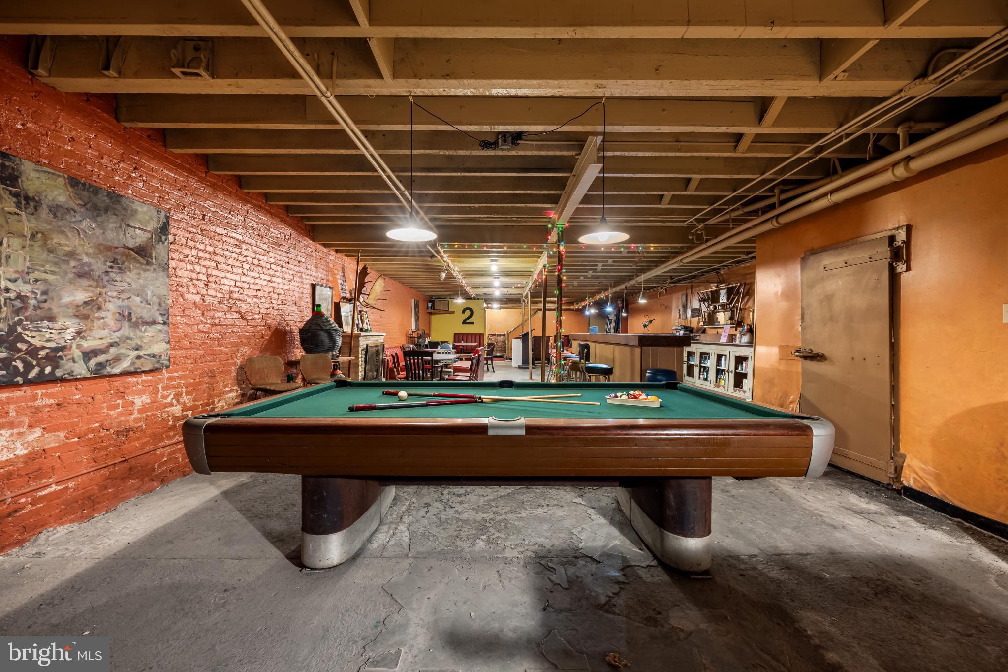 HIGHLANDTOWN - Residential Income