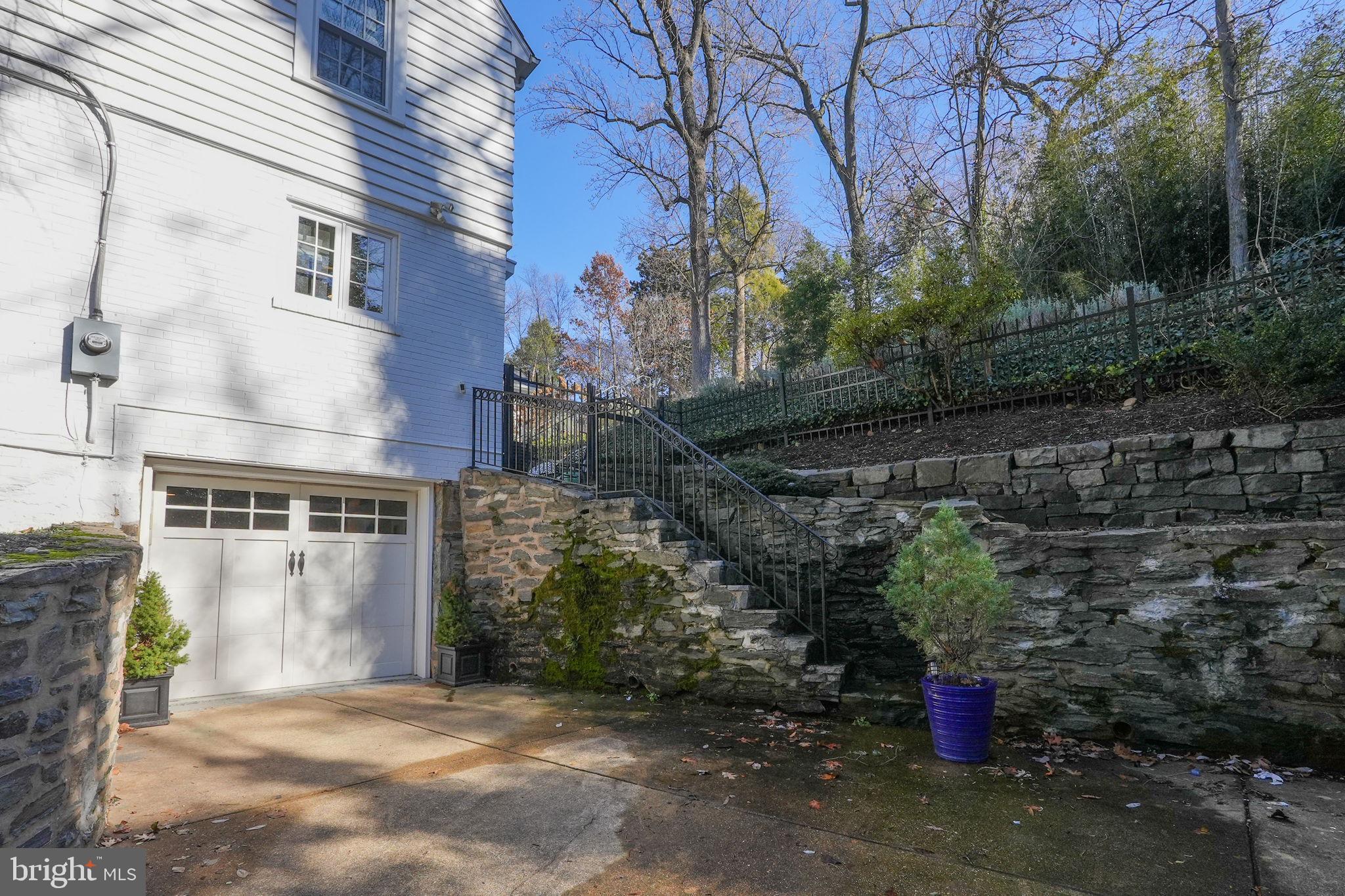 BELLE HAVEN - Residential