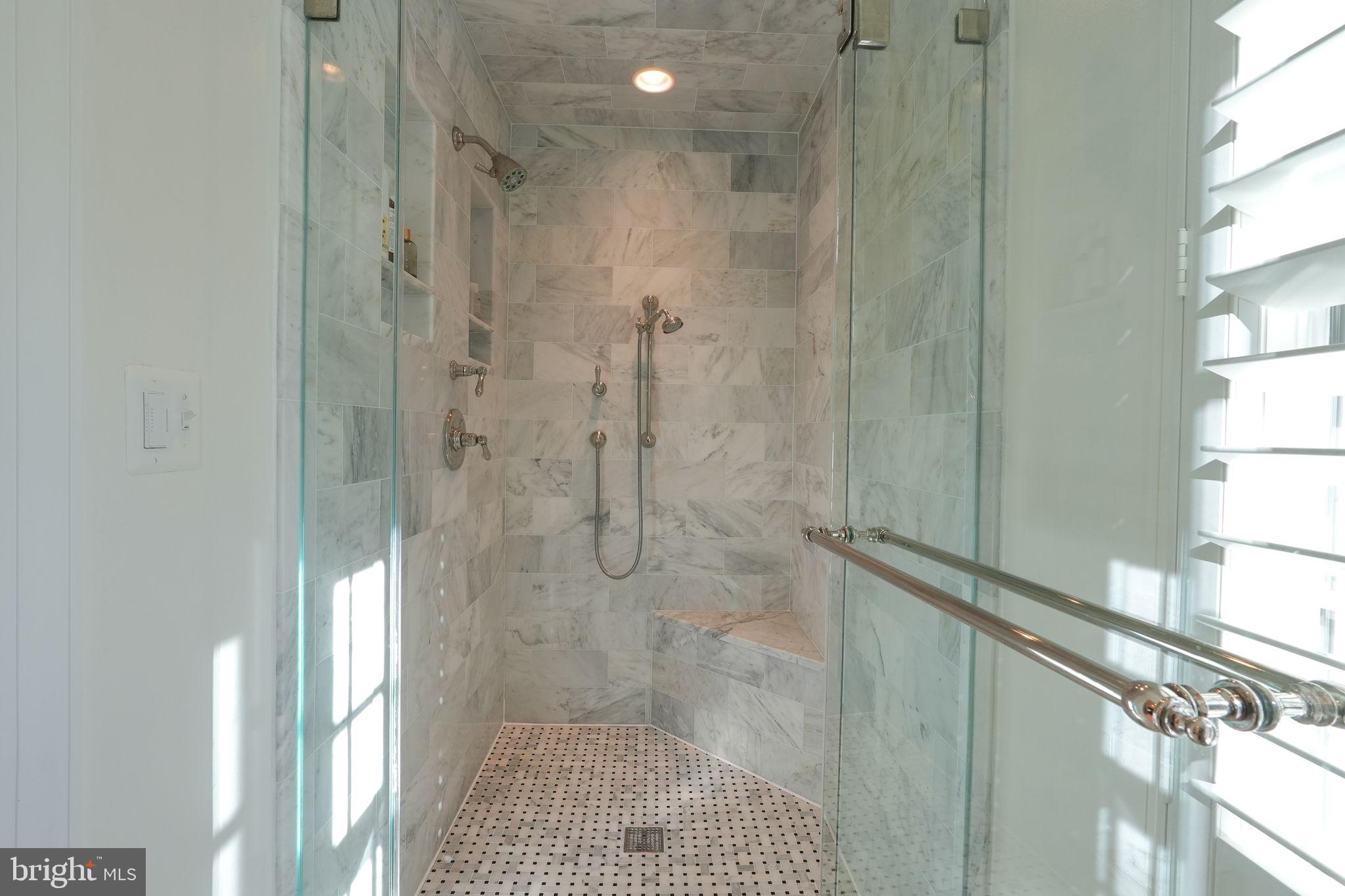 BELLE HAVEN - Residential