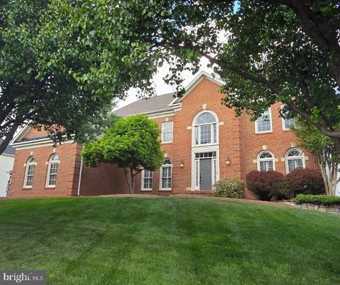 Photo of 21930 Bellair Court, ASHBURN, VA 20147 (MLS # VALO2122296)