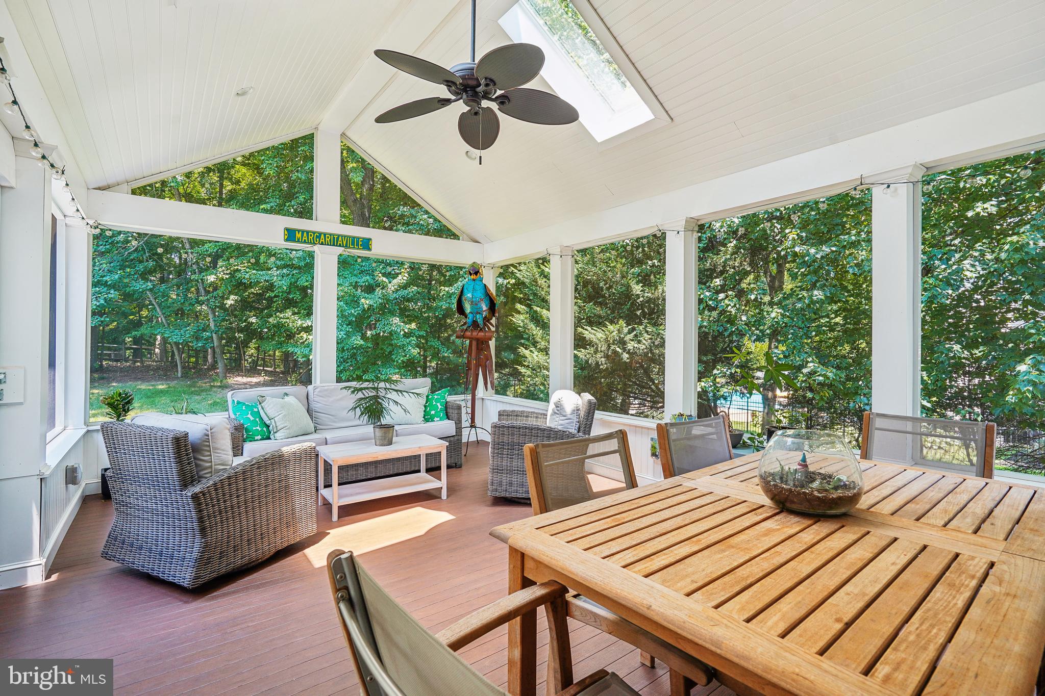 OAKTON CHASE - Residential