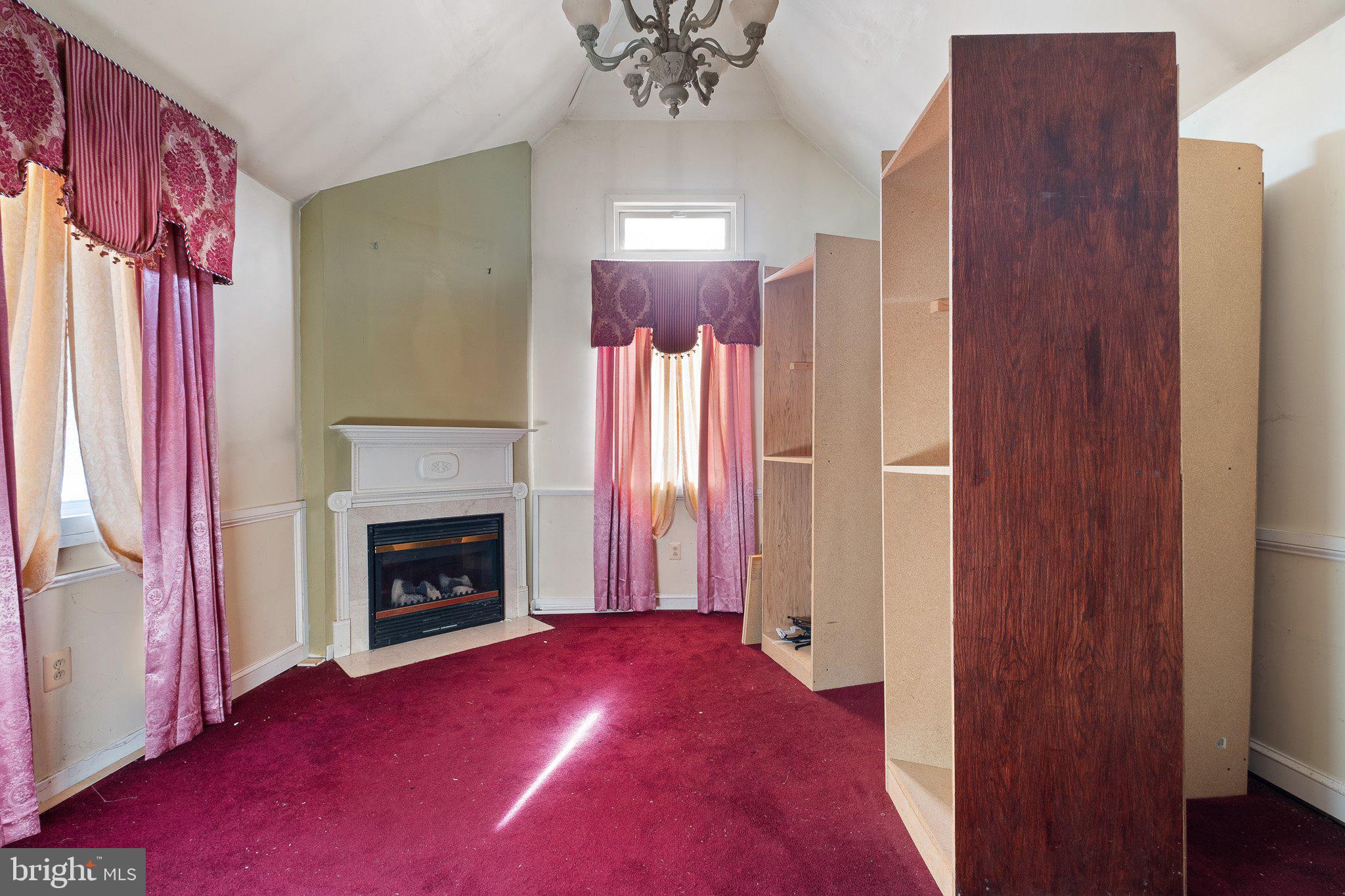 LAKEWOOD FARM - Residential