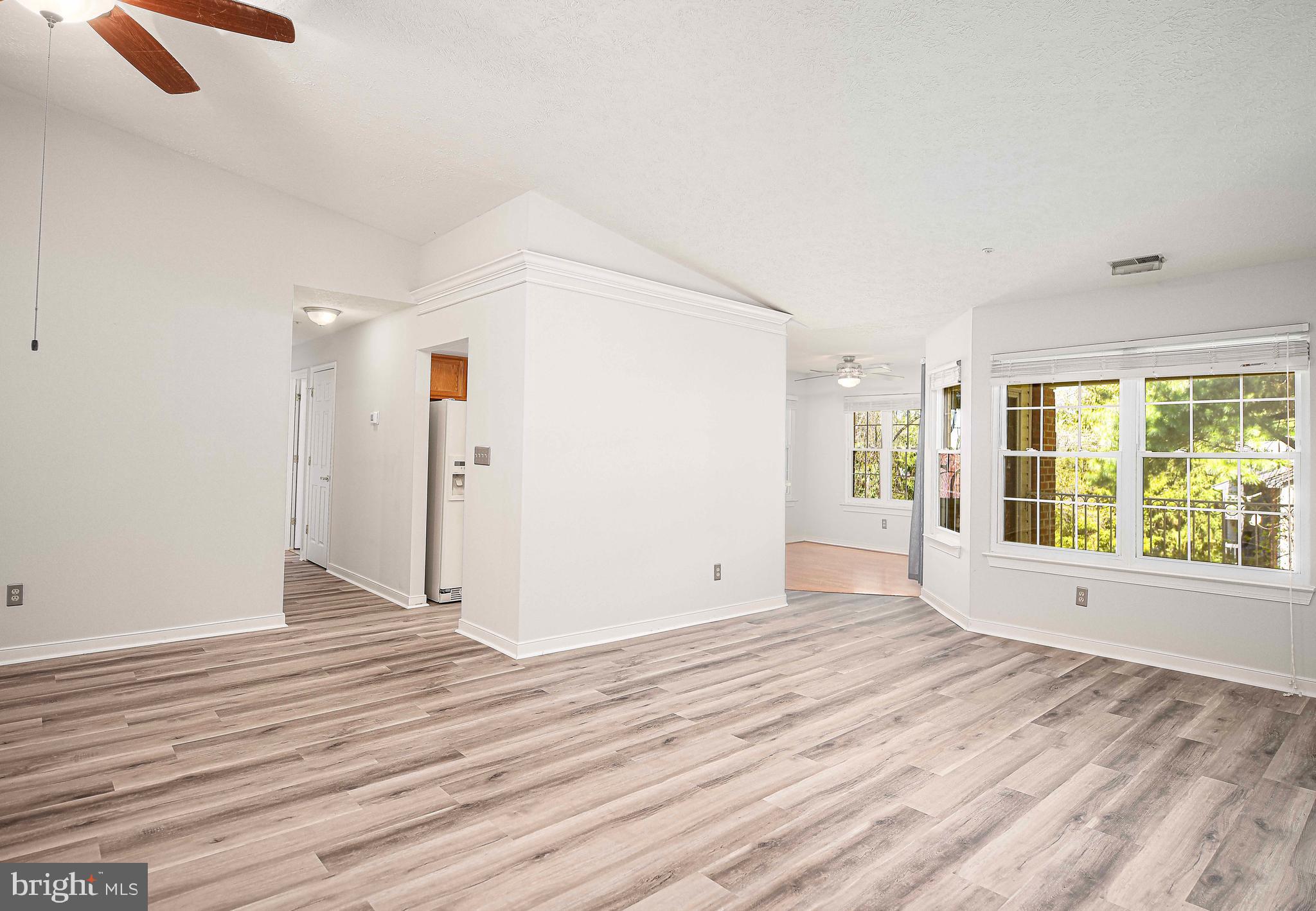 COUNTRY WALK - Residential Lease