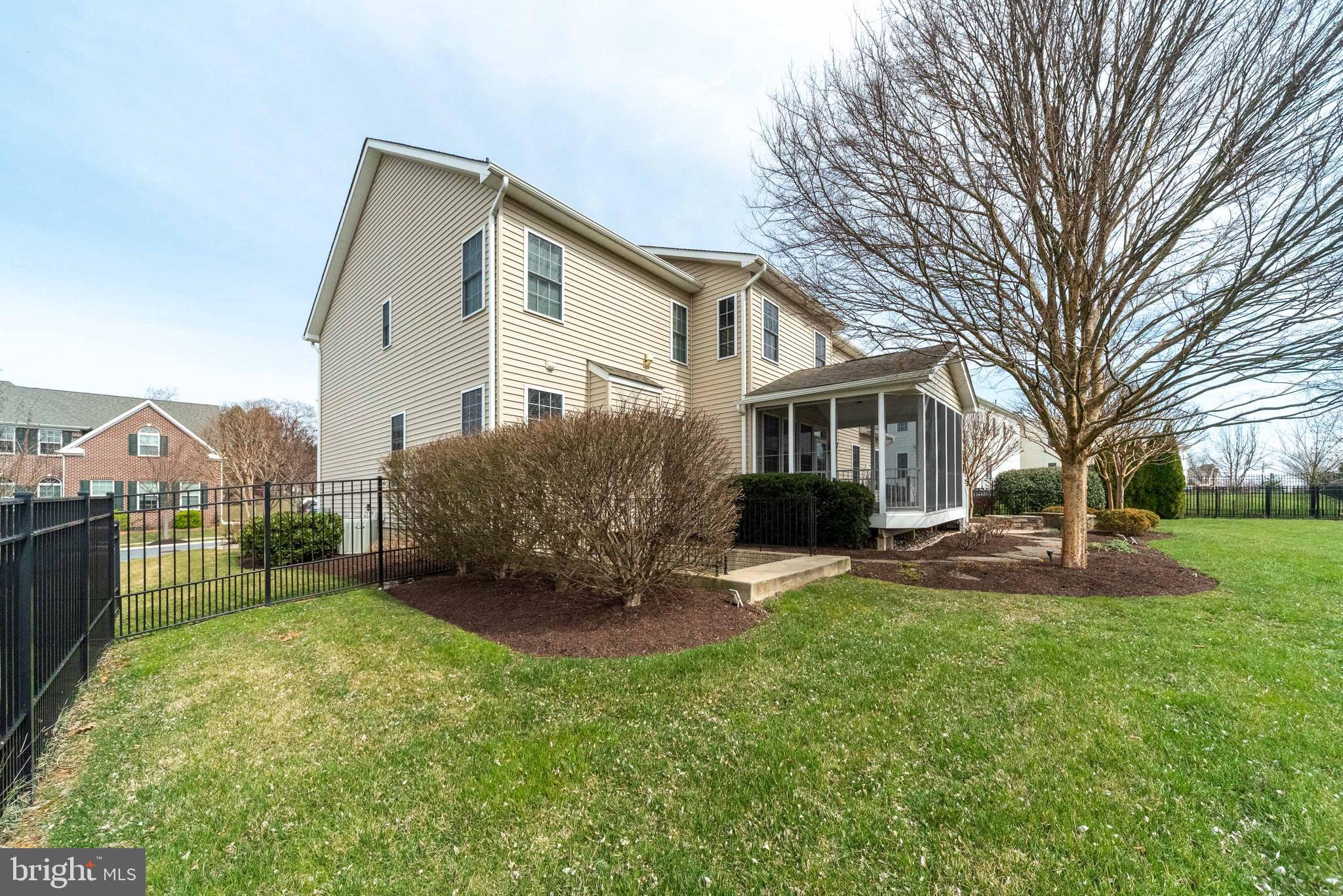 MOORES MEADOWS - Residential