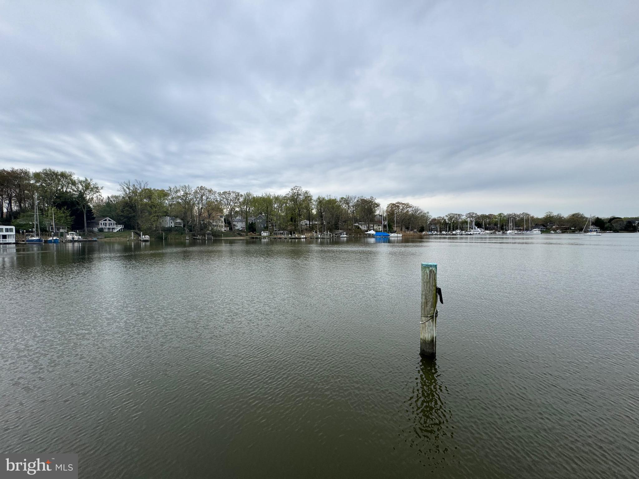 PONDER COVE - Residential