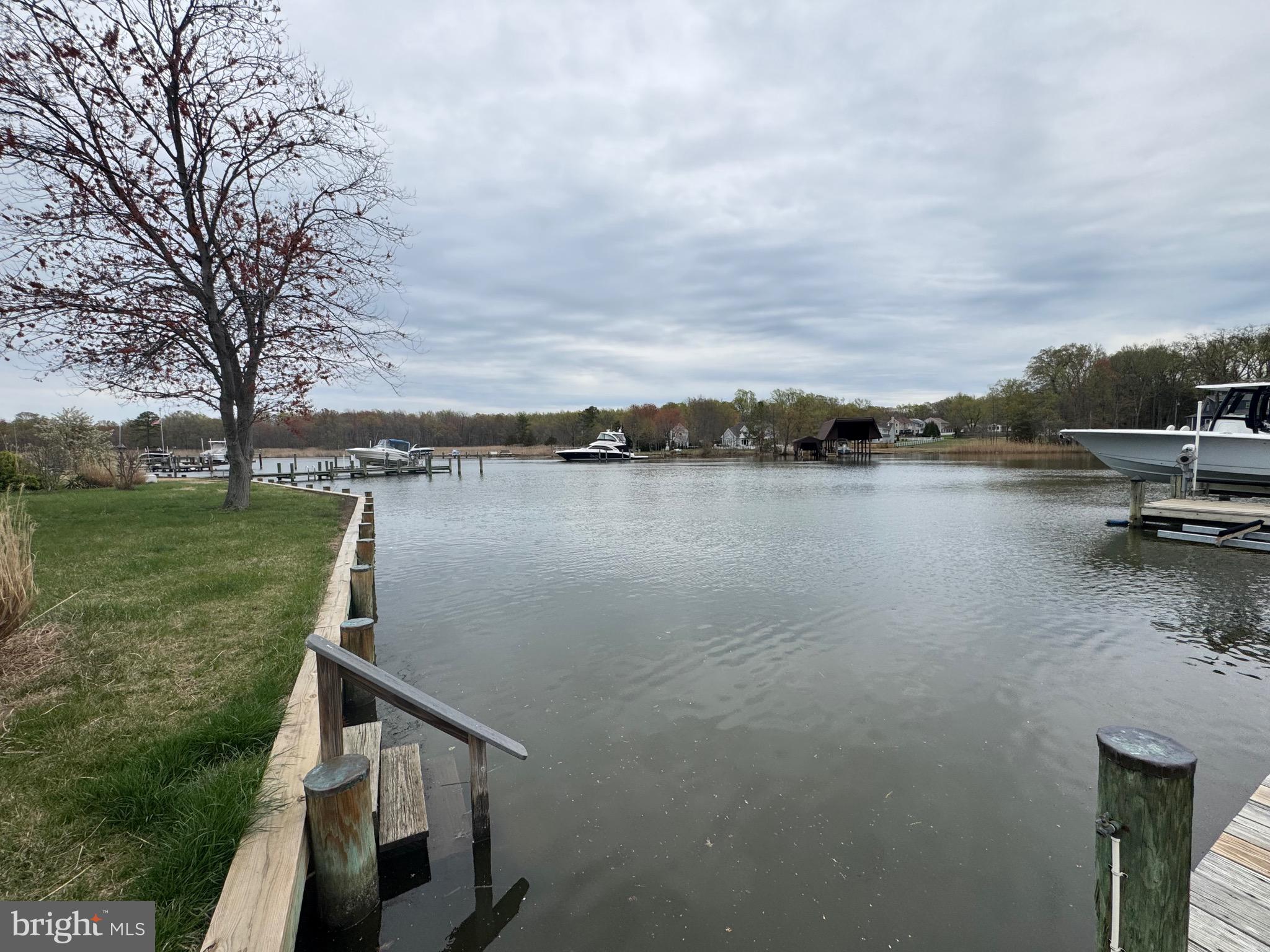 PONDER COVE - Residential