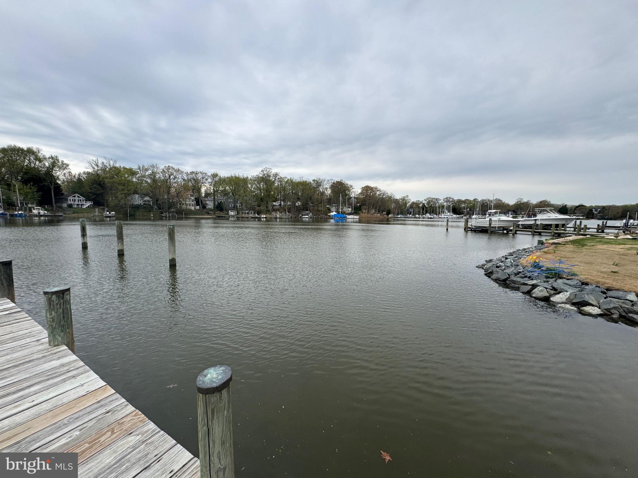 PONDER COVE - Residential