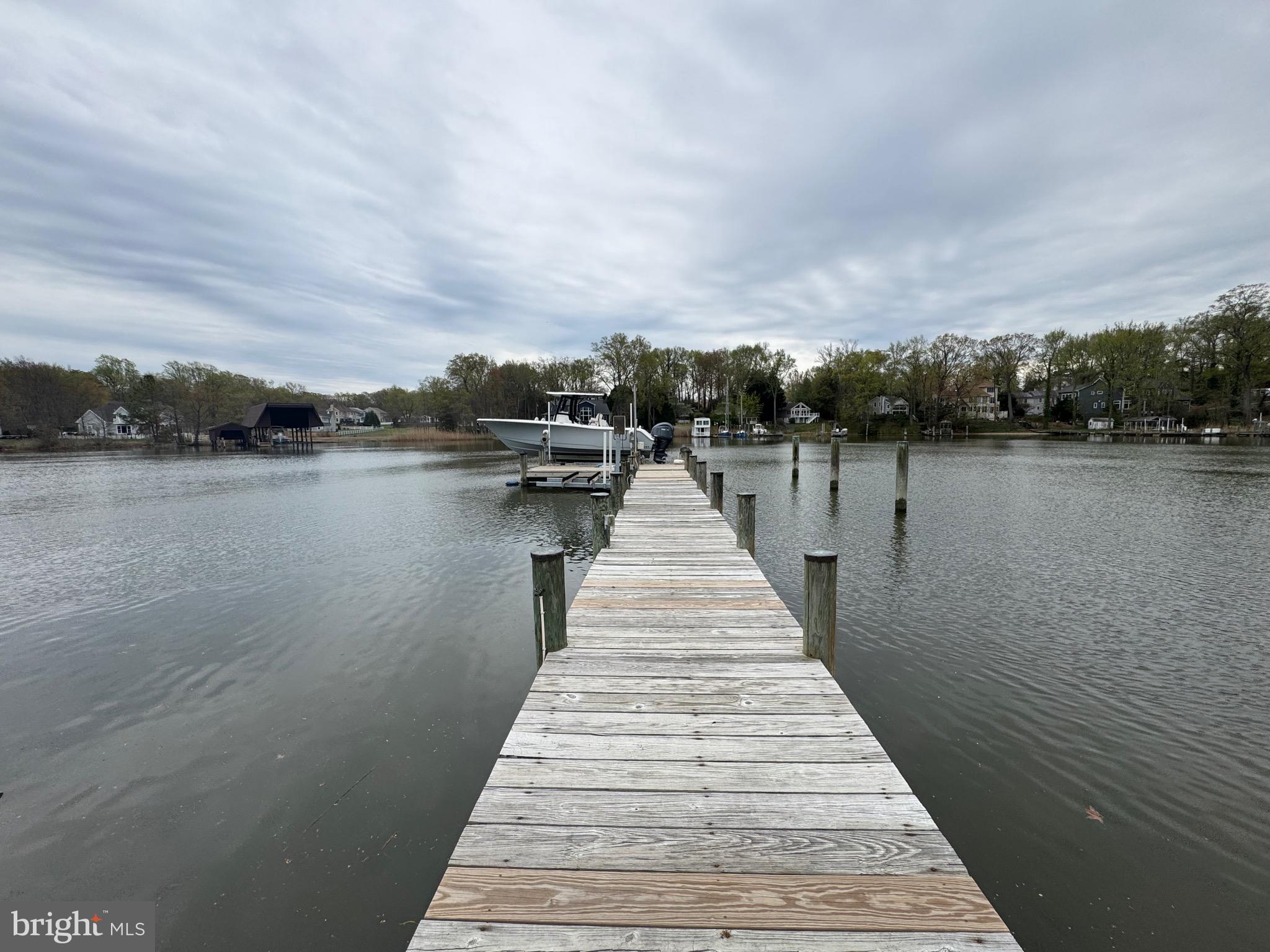 PONDER COVE - Residential