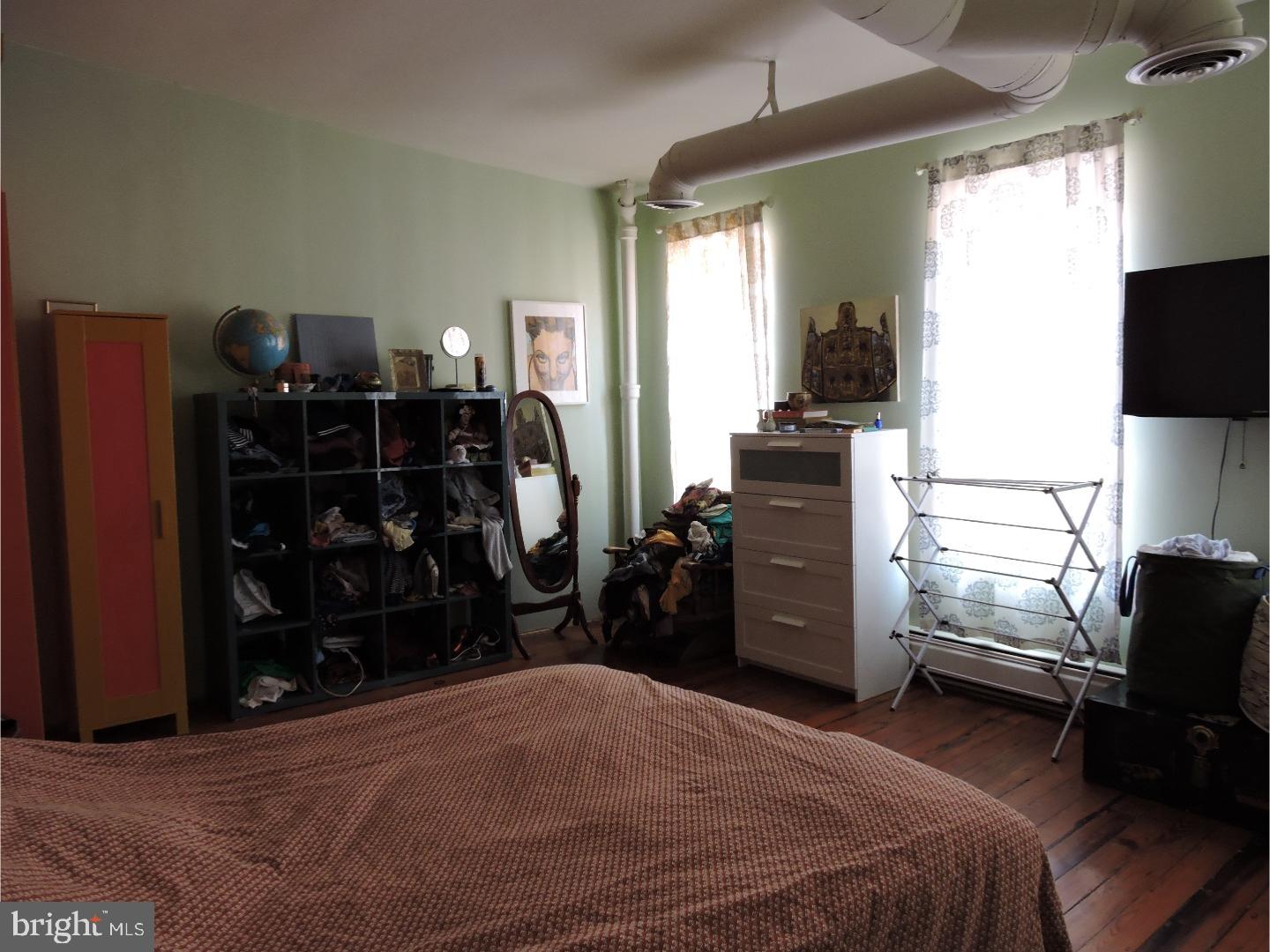 OLD CITY - Residential Lease