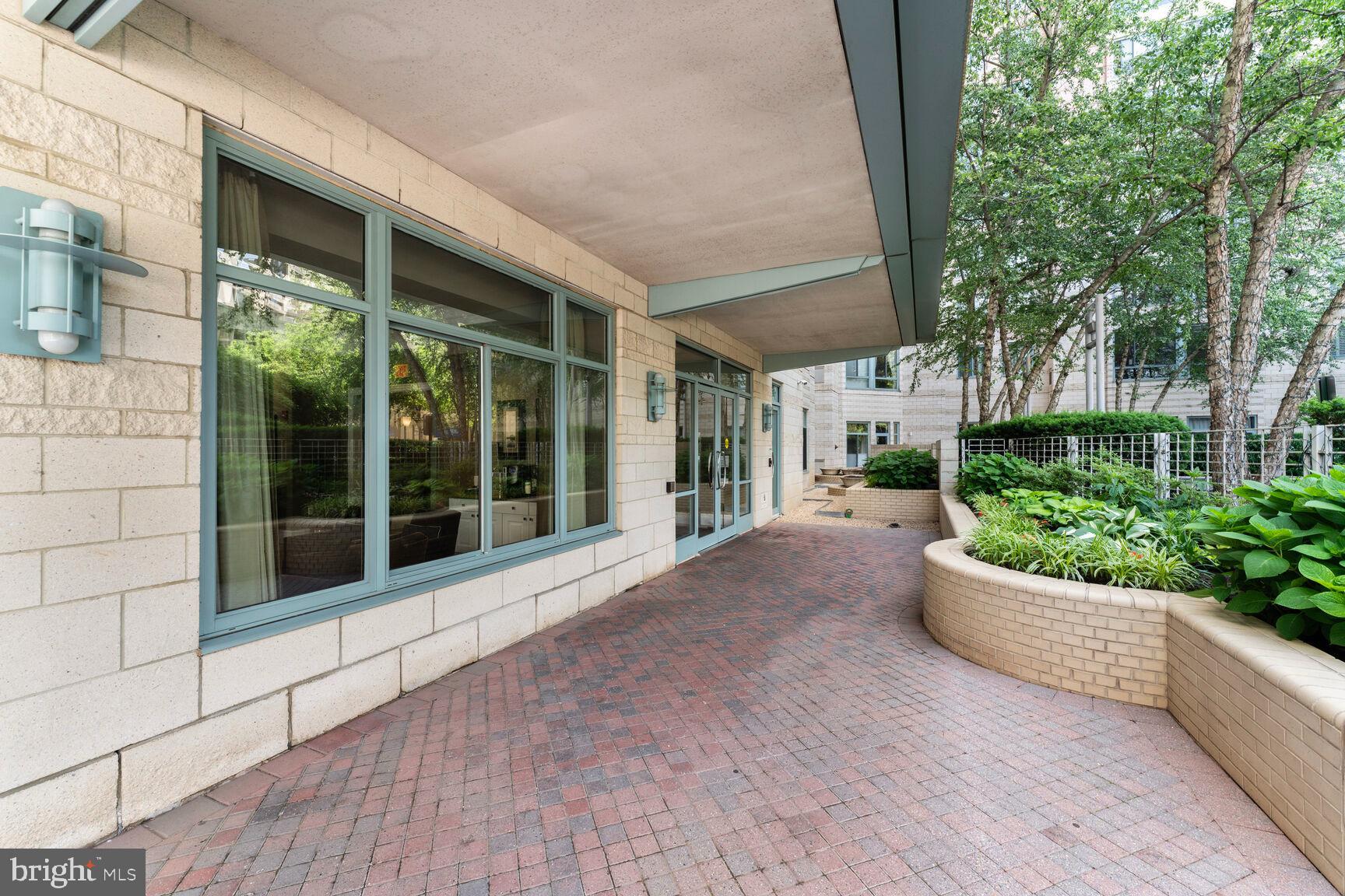 BALLSTON - Residential Lease