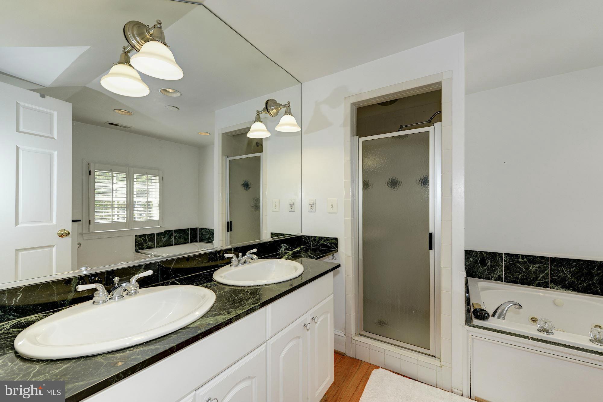 BEVERLEY HILLS - Residential