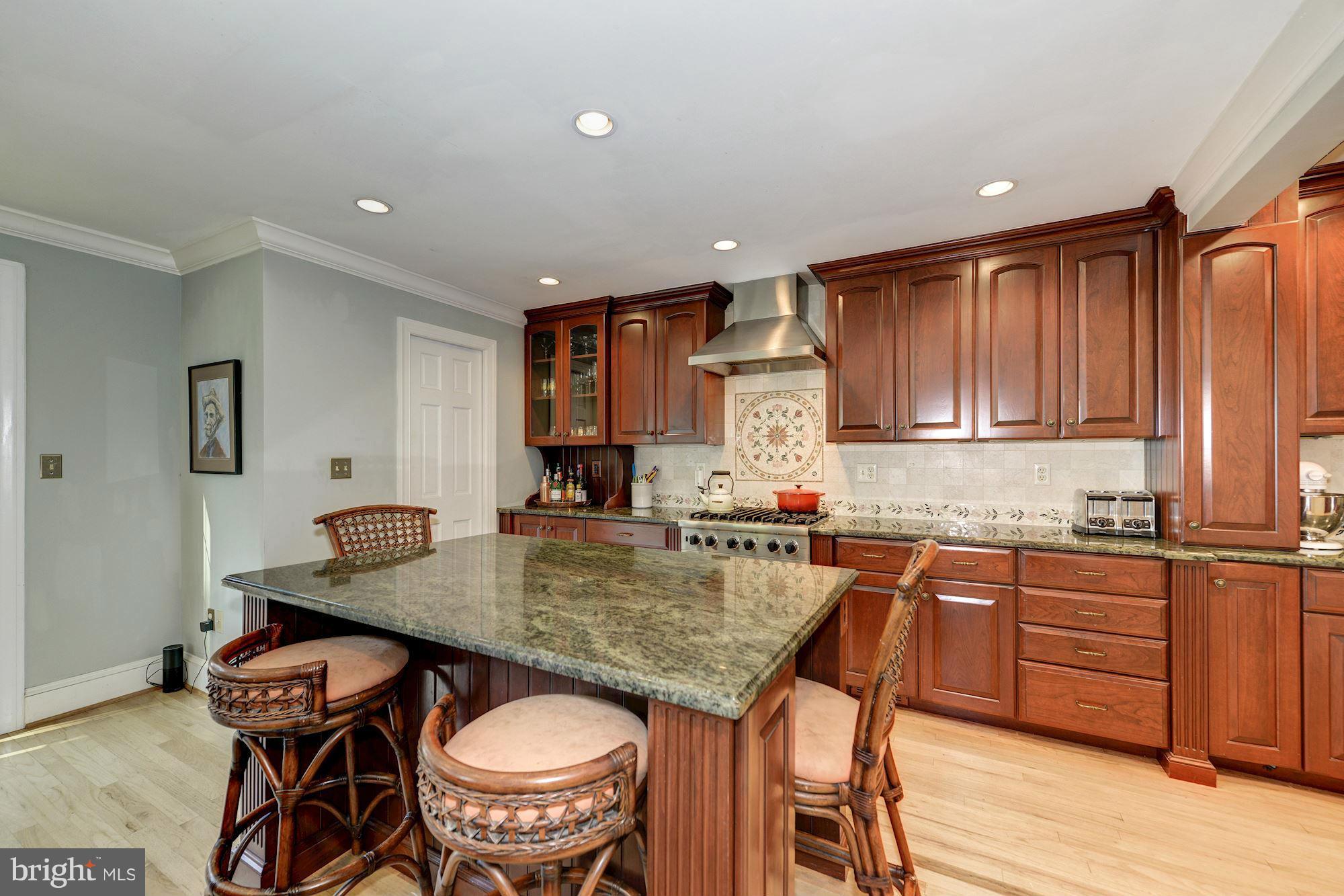 BEVERLEY HILLS - Residential