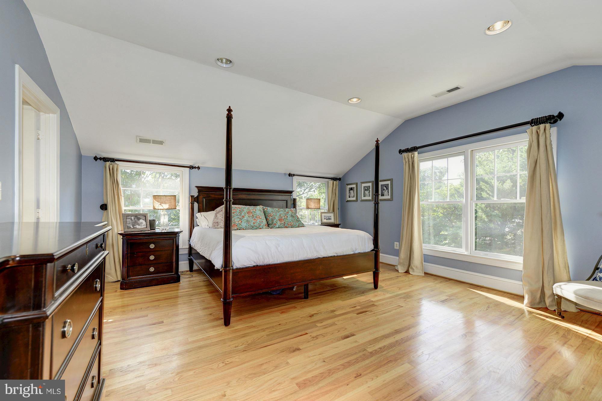 BEVERLEY HILLS - Residential