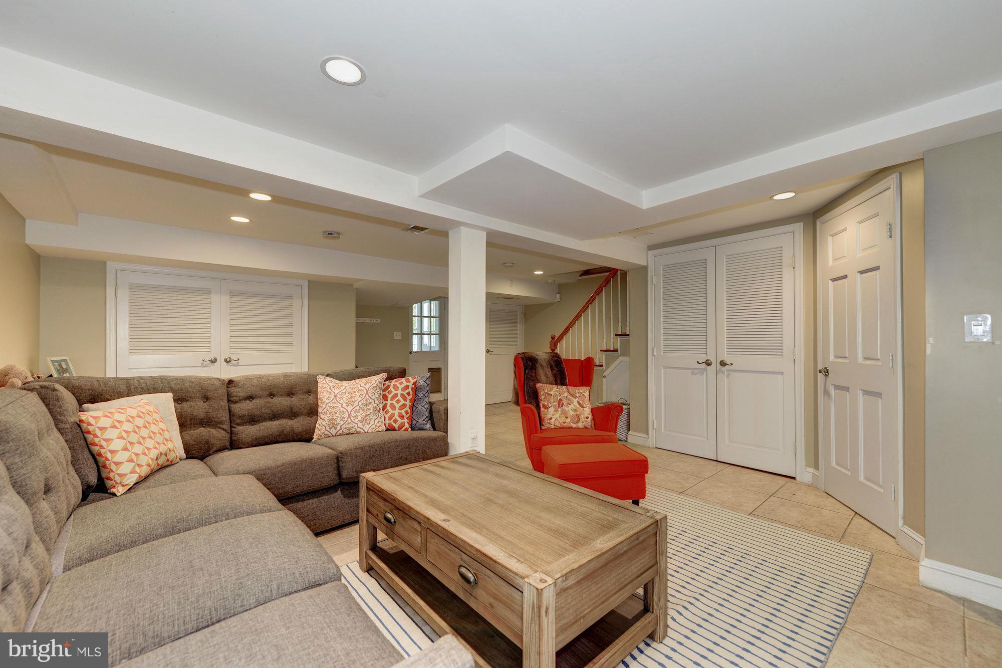 BEVERLEY HILLS - Residential