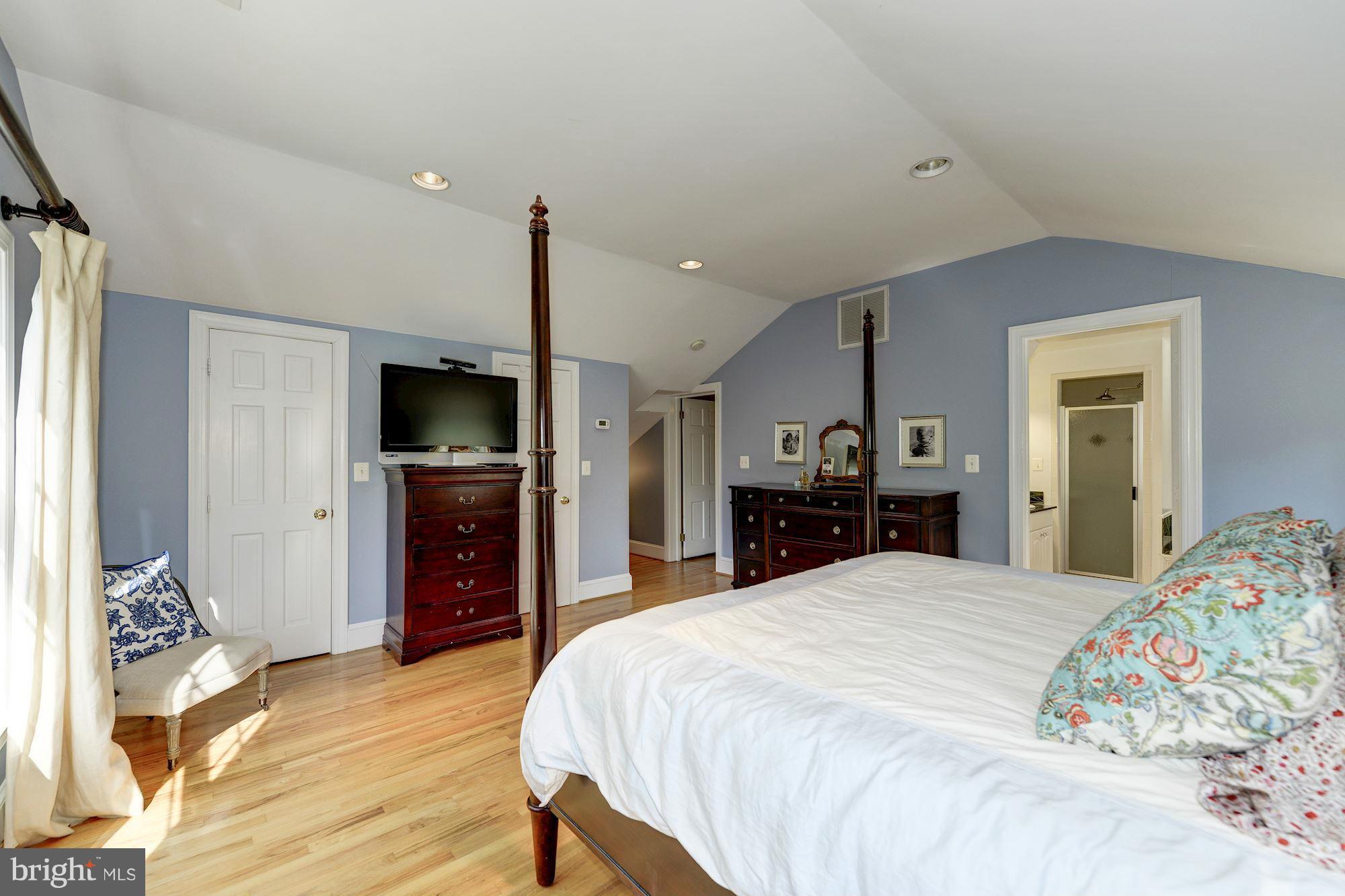 BEVERLEY HILLS - Residential