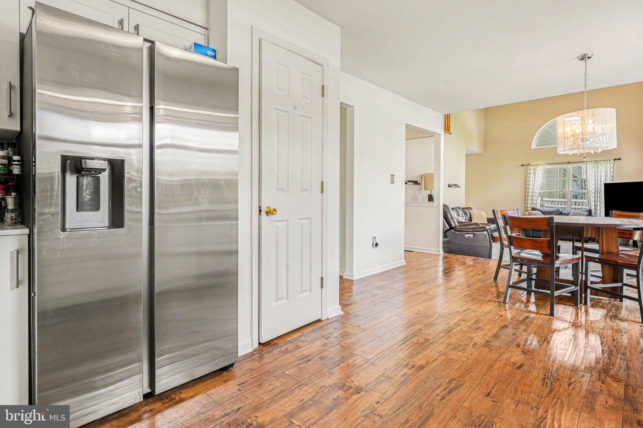 1163 PHEASANT RUN