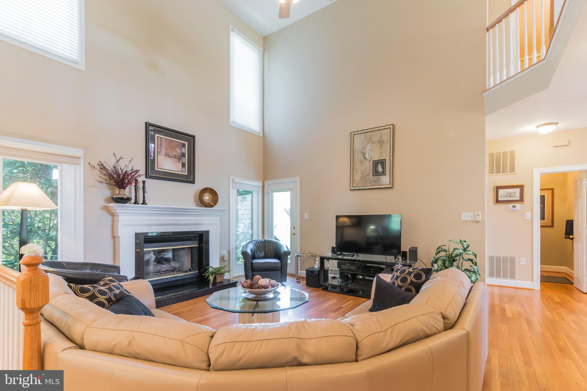 INGLESIDE AT KING FARM - Residential