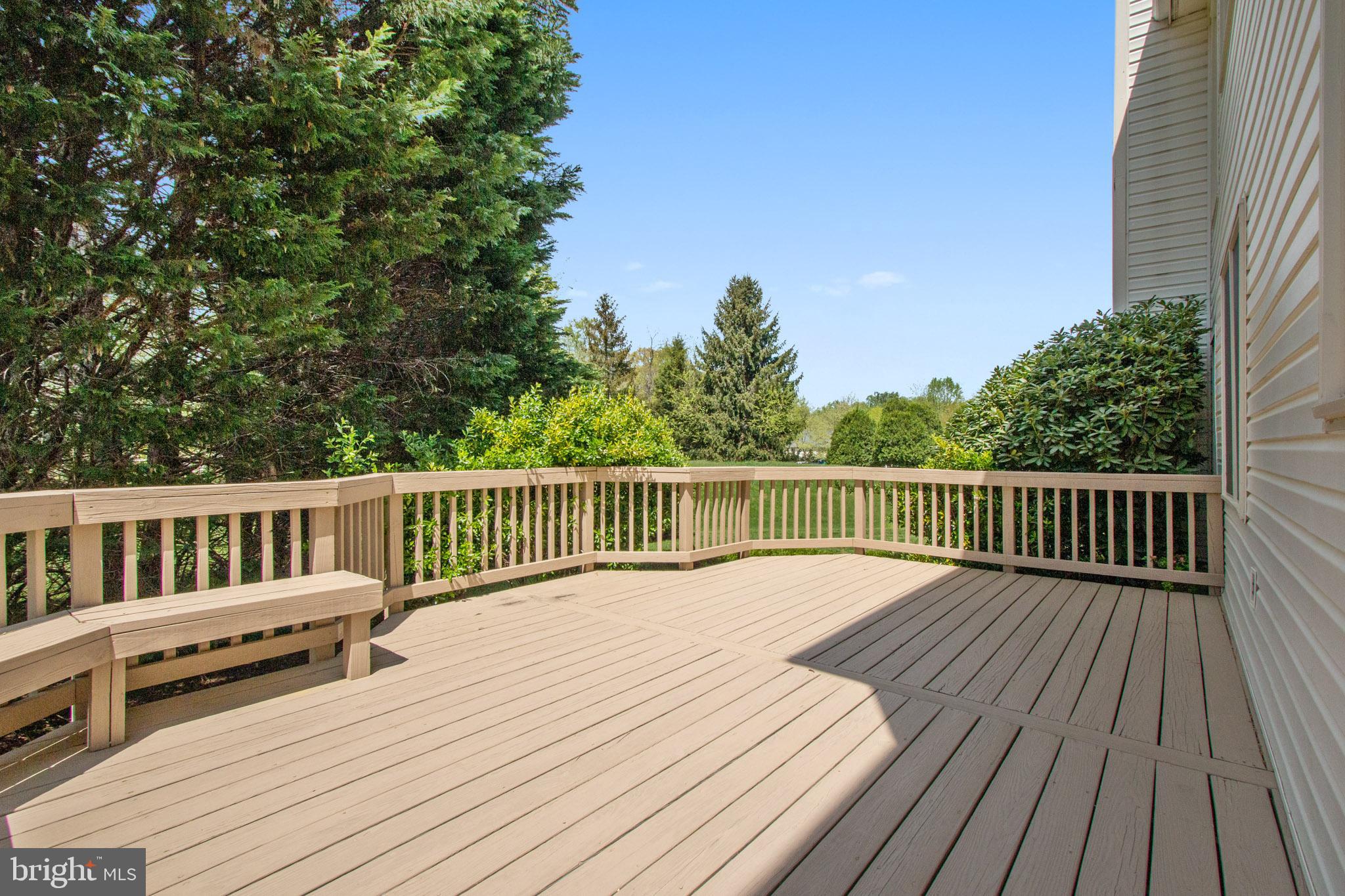 INGLESIDE AT KING FARM - Residential