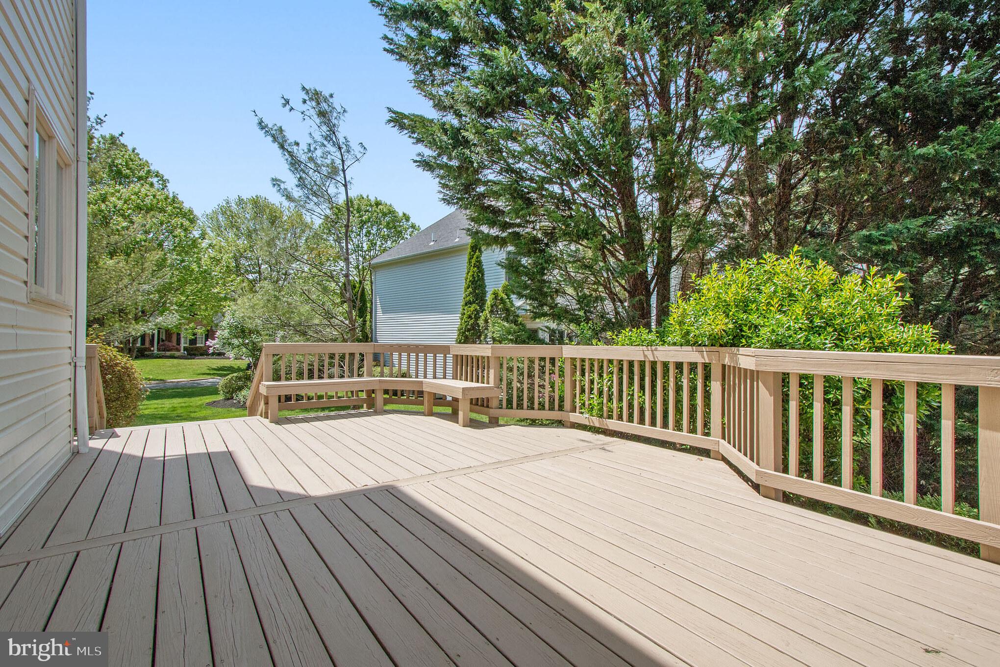 INGLESIDE AT KING FARM - Residential